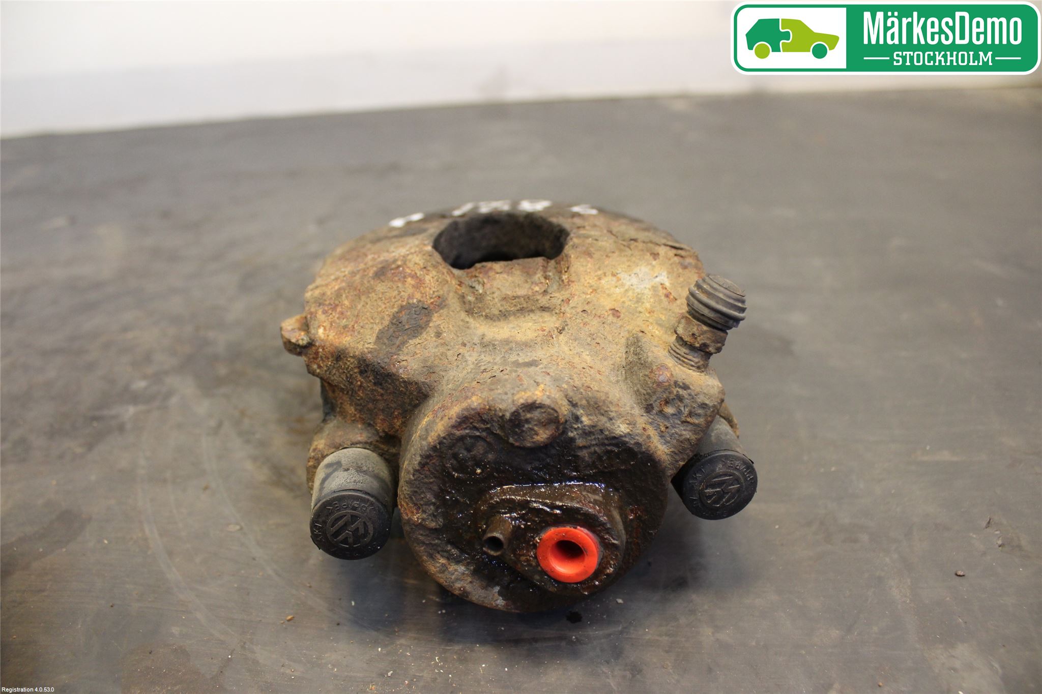 Volkswagen VW GOLF V 04-09 Bromsok Fram Höger