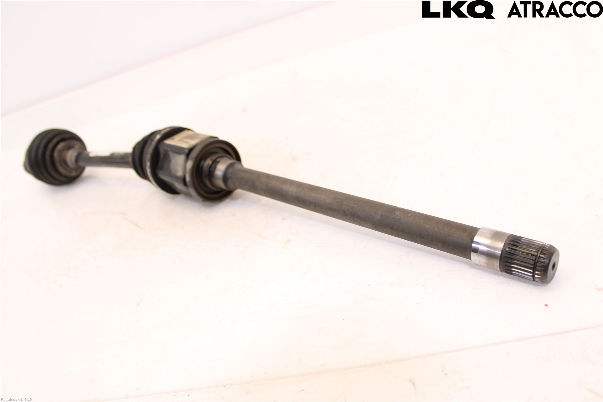 BMW X3 E83     03-10 Drivaxel Fram Höger