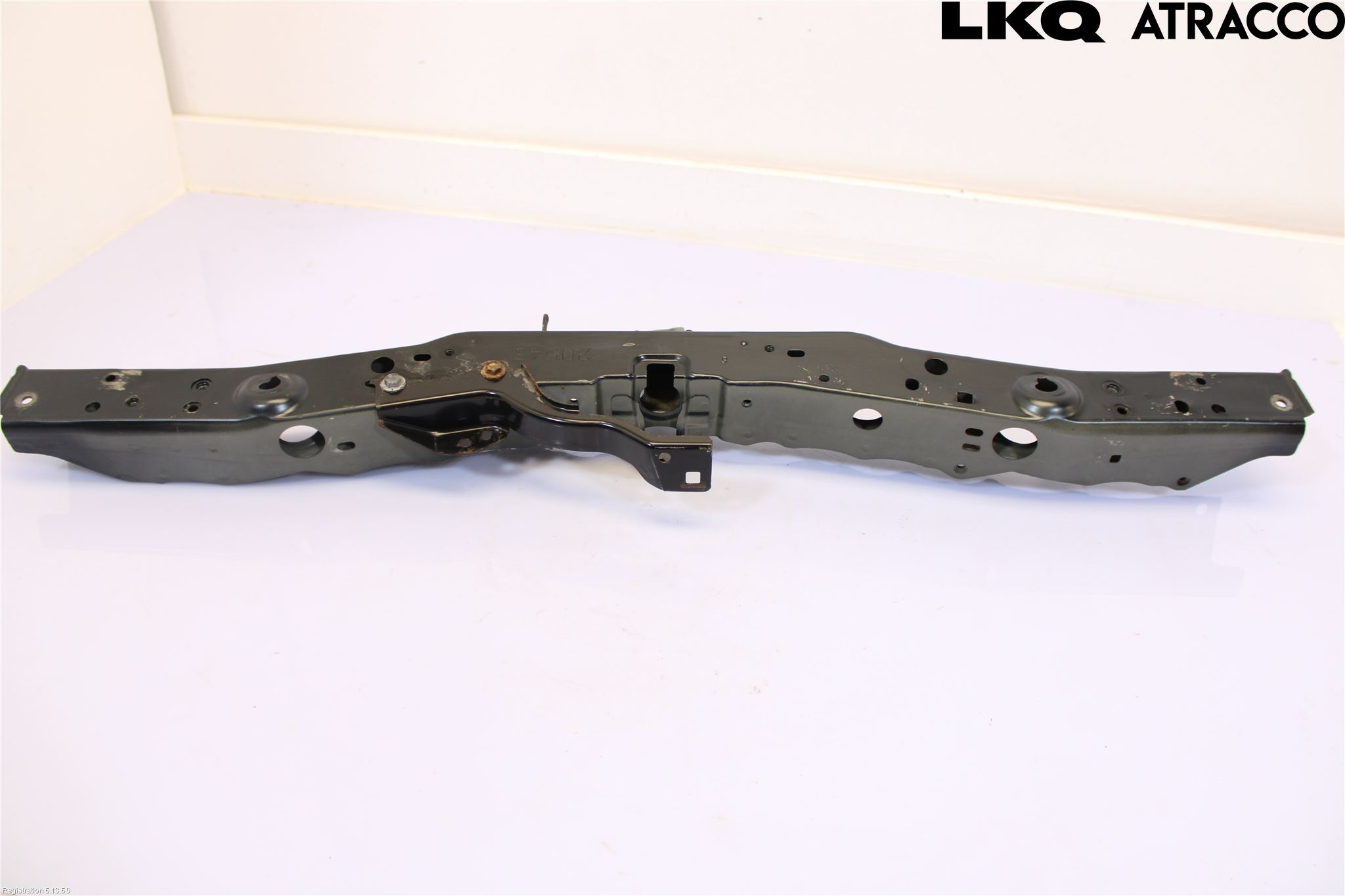Toyota AVENSIS 16-18 Front Huvlåsplåt-Balk