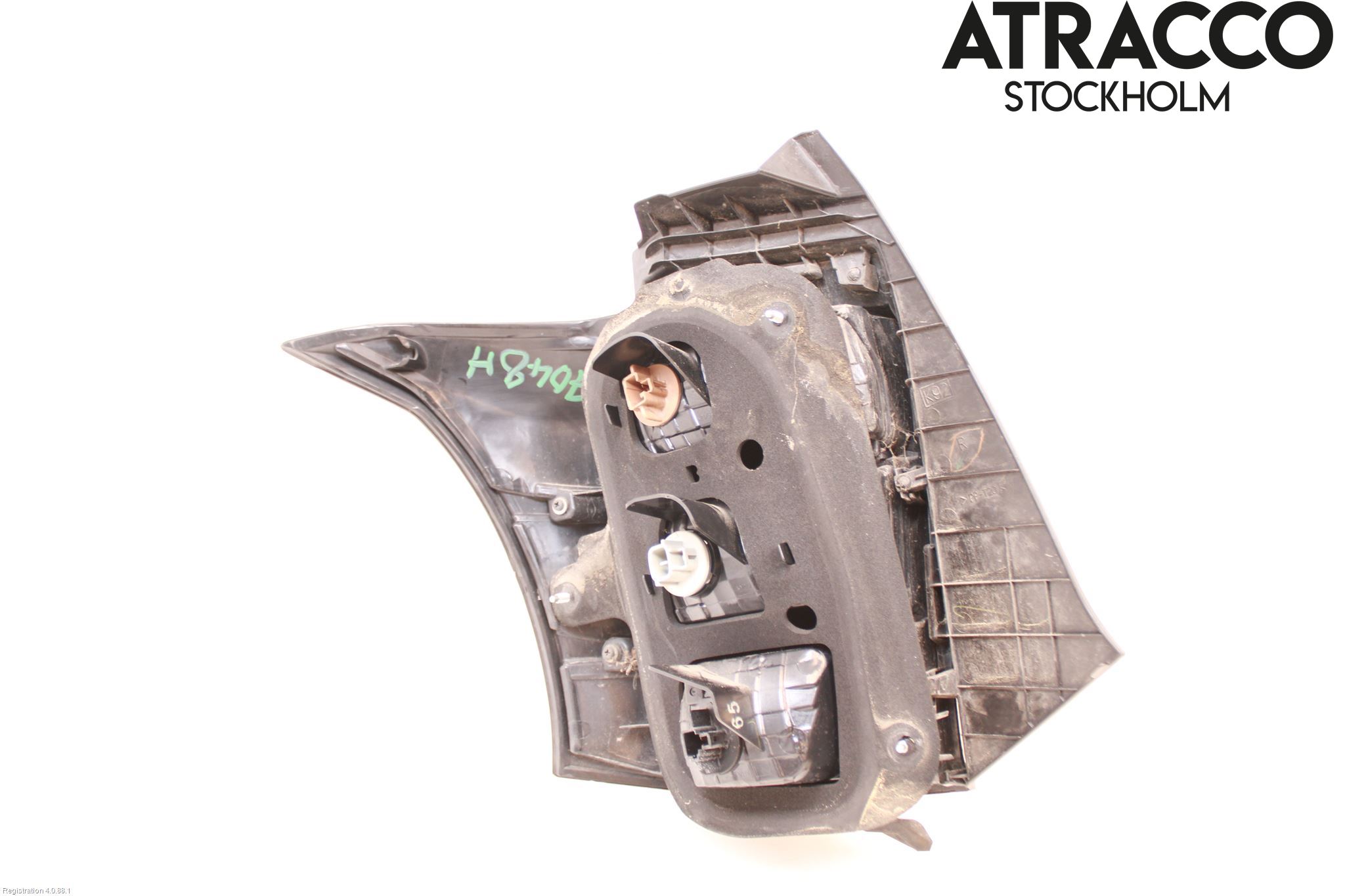 Toyota iQ Bakljus Höger