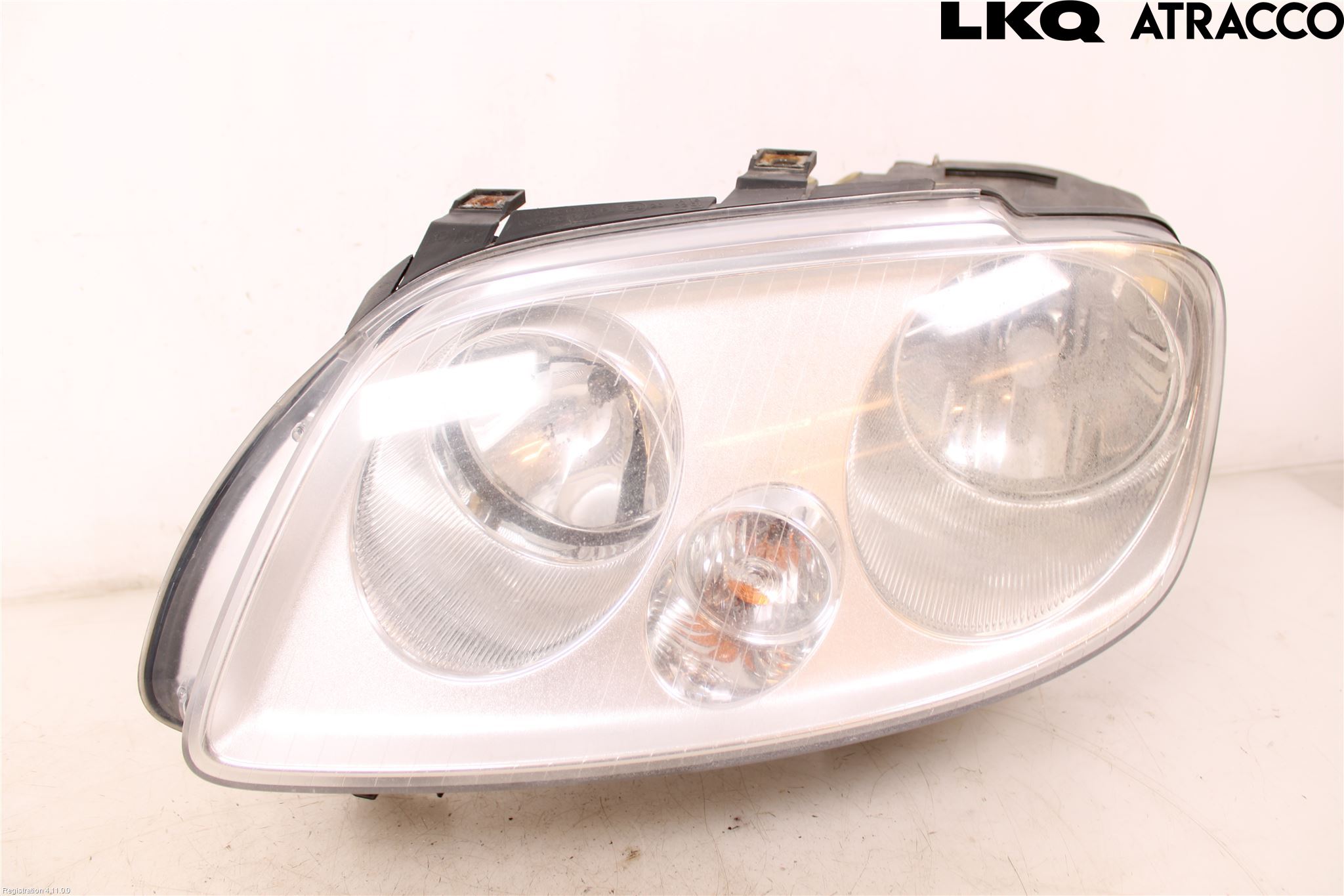 Volkswagen VW CADDY      04-10 Strålkastare Vänster