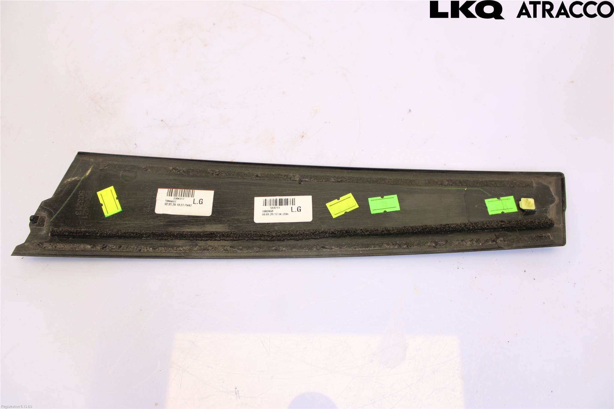 Toyota C-HR 16-23 Dörr Dekorlist Fram Vä