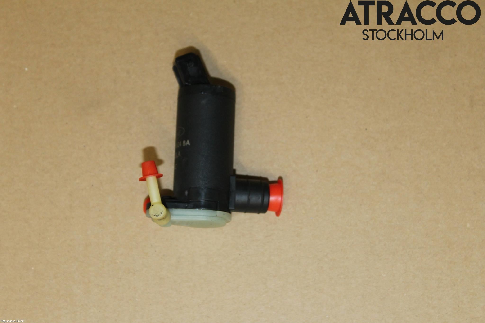 Ford FIESTA     06-08 Spolarpump Vindruta