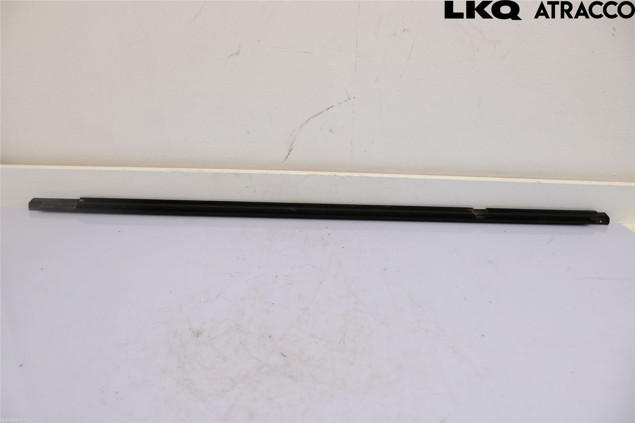 Volkswagen VW TIGUAN 16-24 Dörr Dekorlist Bak Hö