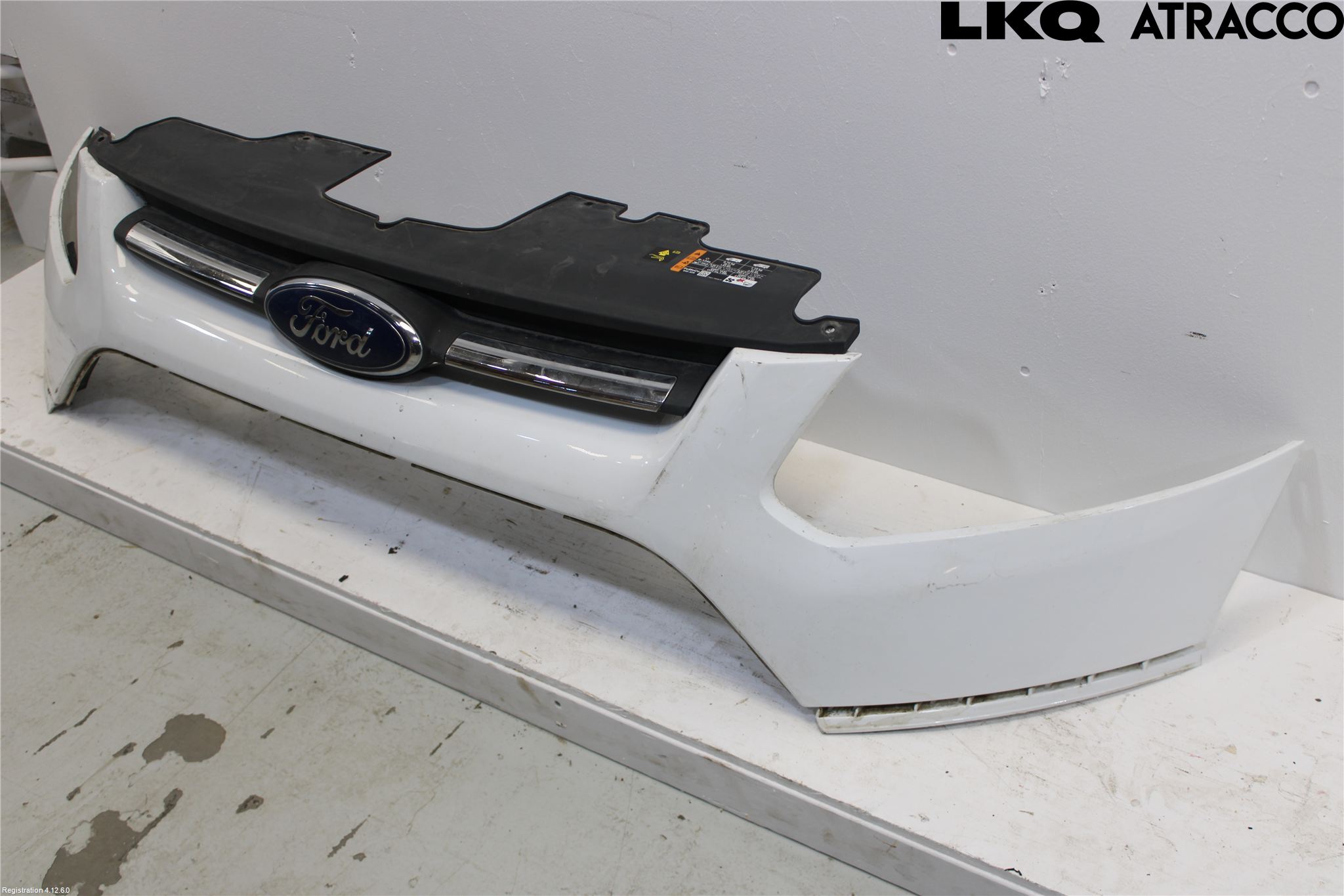 Ford TRANSIT SKÅP/BUSS 14-22 Stötfångardel Fram Mitt