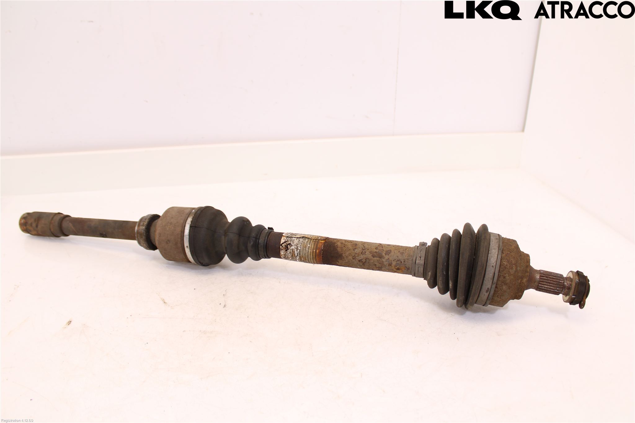 Peugeot 307     01-05 Drivaxel Fram Höger