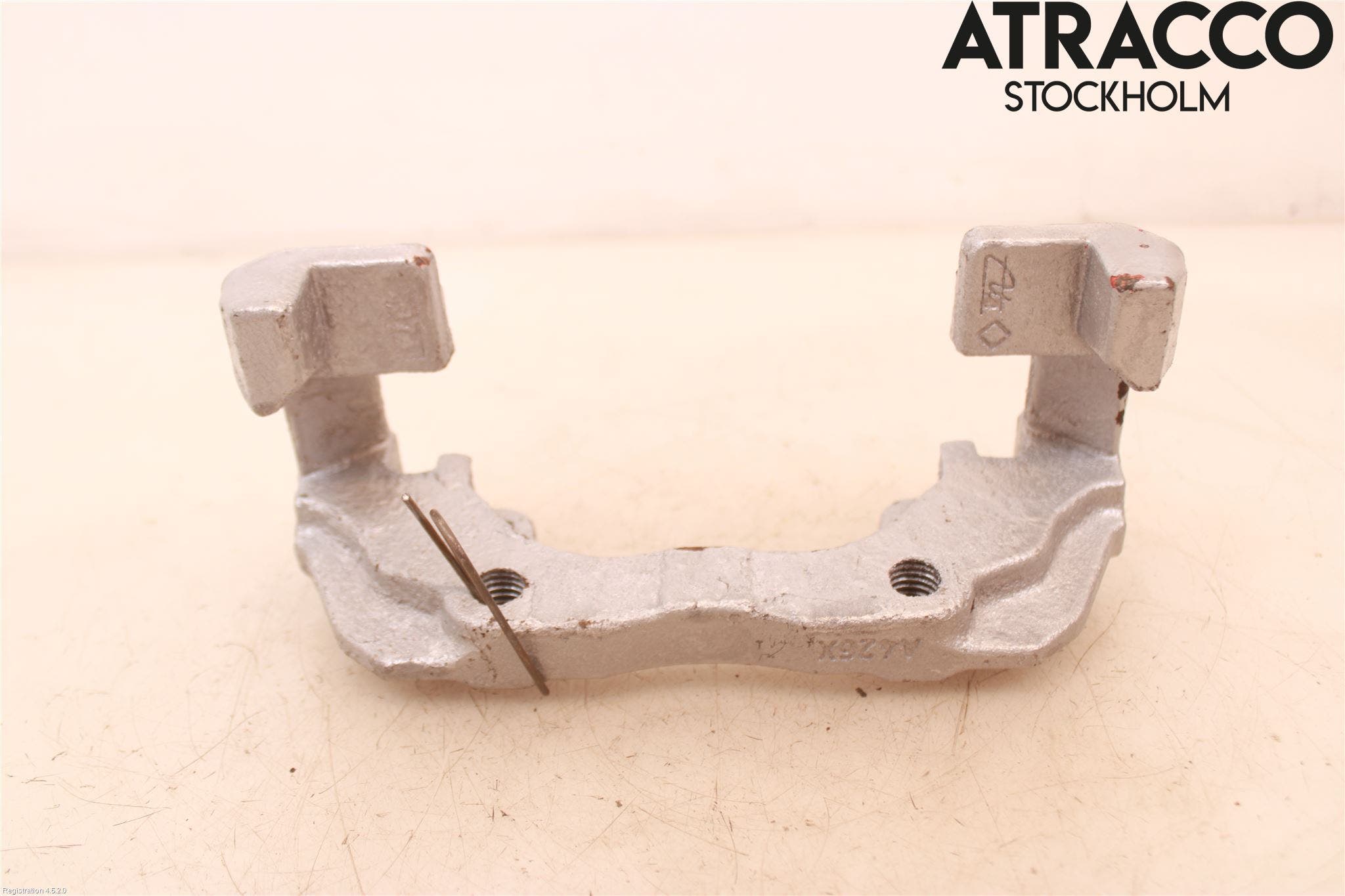 Volvo V40 12-19 Bromsokshållare