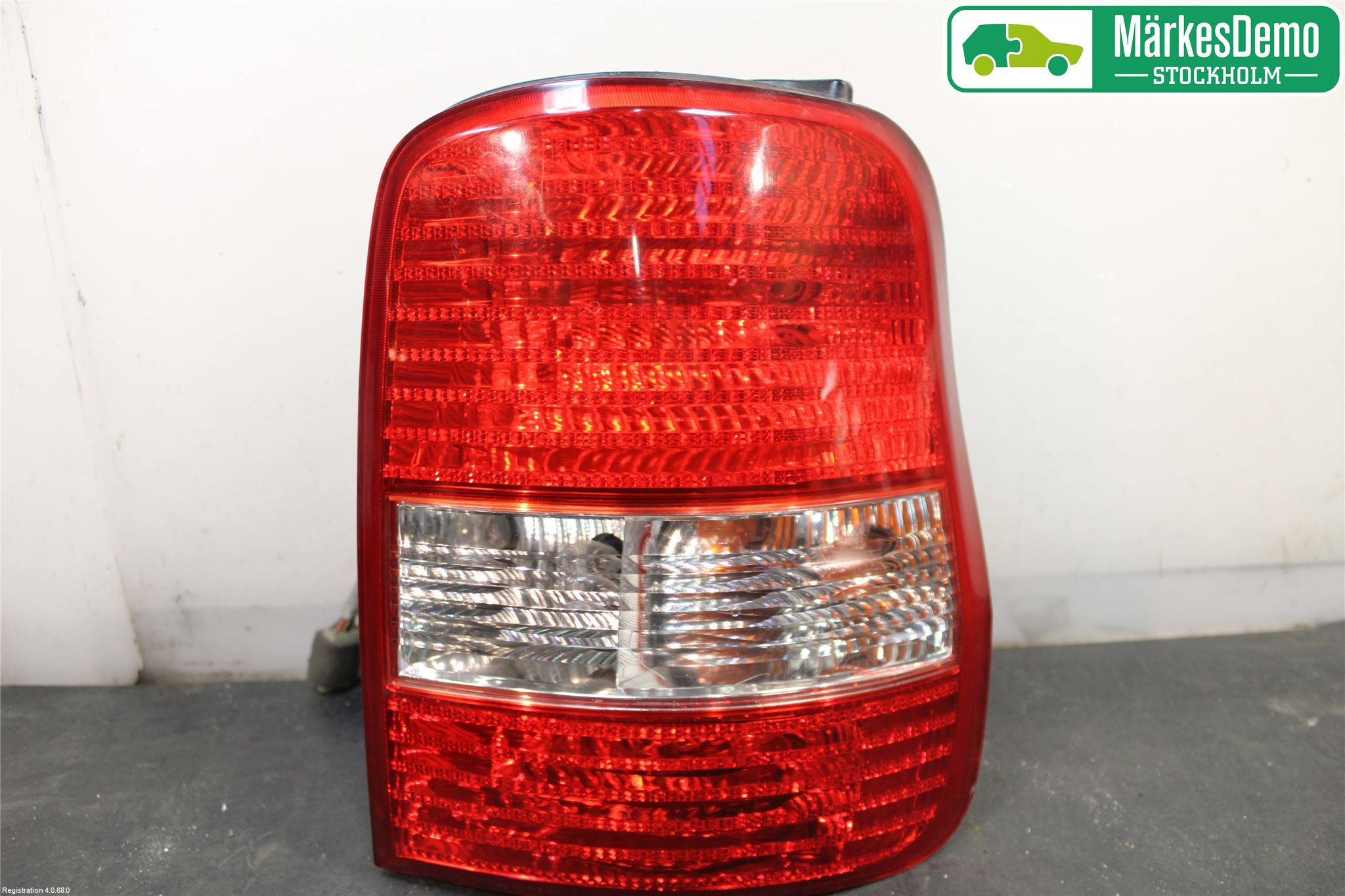 Kia CARNIVAL Bakljus Höger