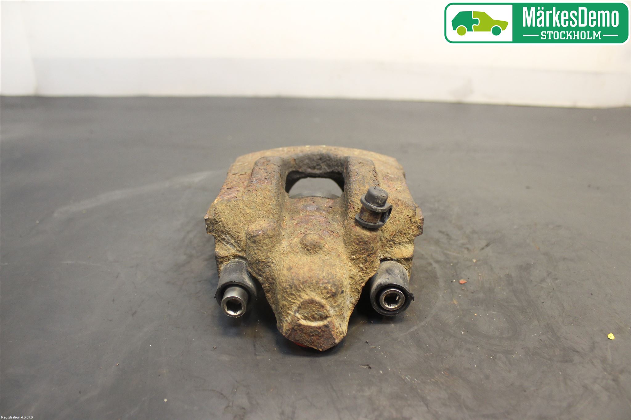 Saab 9-5     06-10 Bromsok Bak Vänster