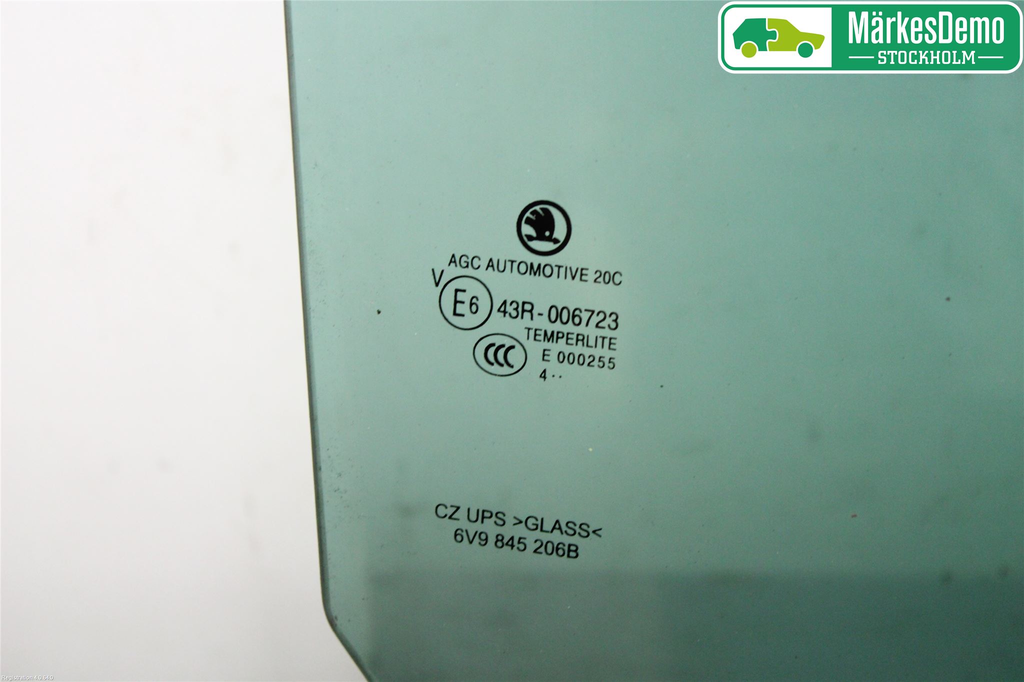 Skoda FABIA 15-21 Dörruta Bak Höger