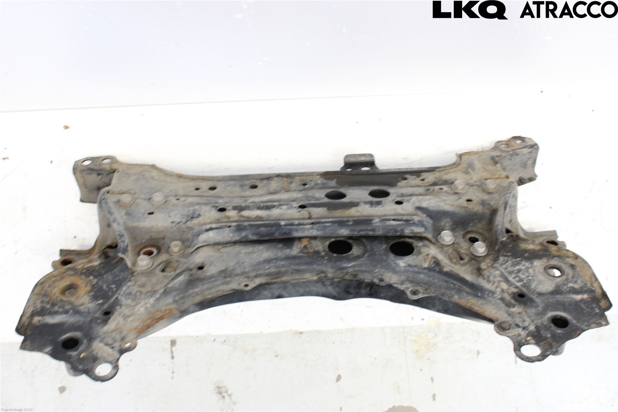 Toyota AURIS 13-19 Framvagnsbalk