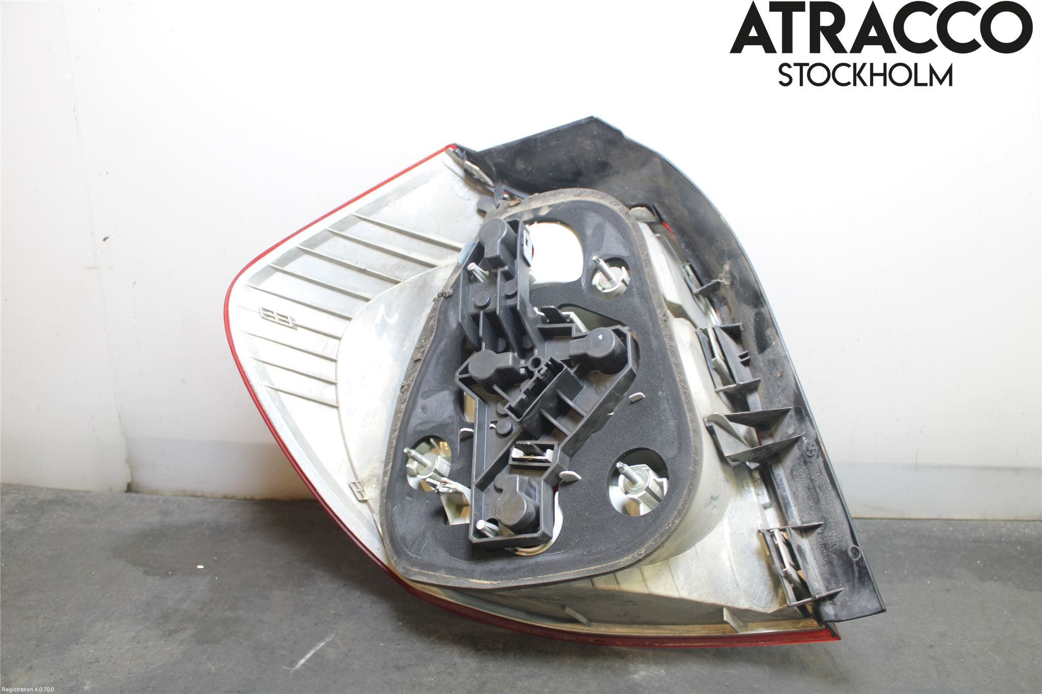 BMW 1 E87/81 5D/3D 03-11 Bakljus Höger