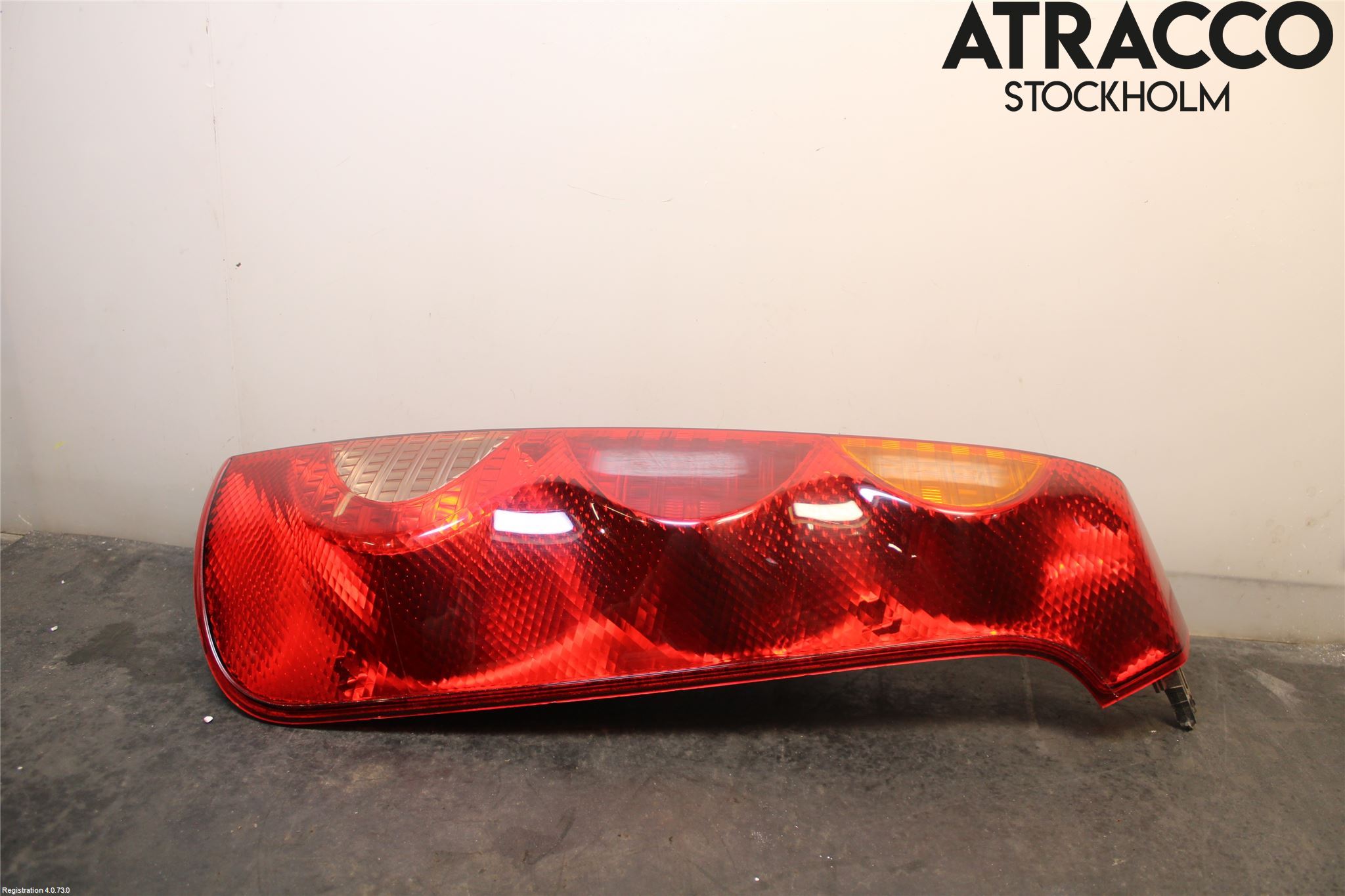 Nissan NOTE E11 06-14 Bakljus Höger