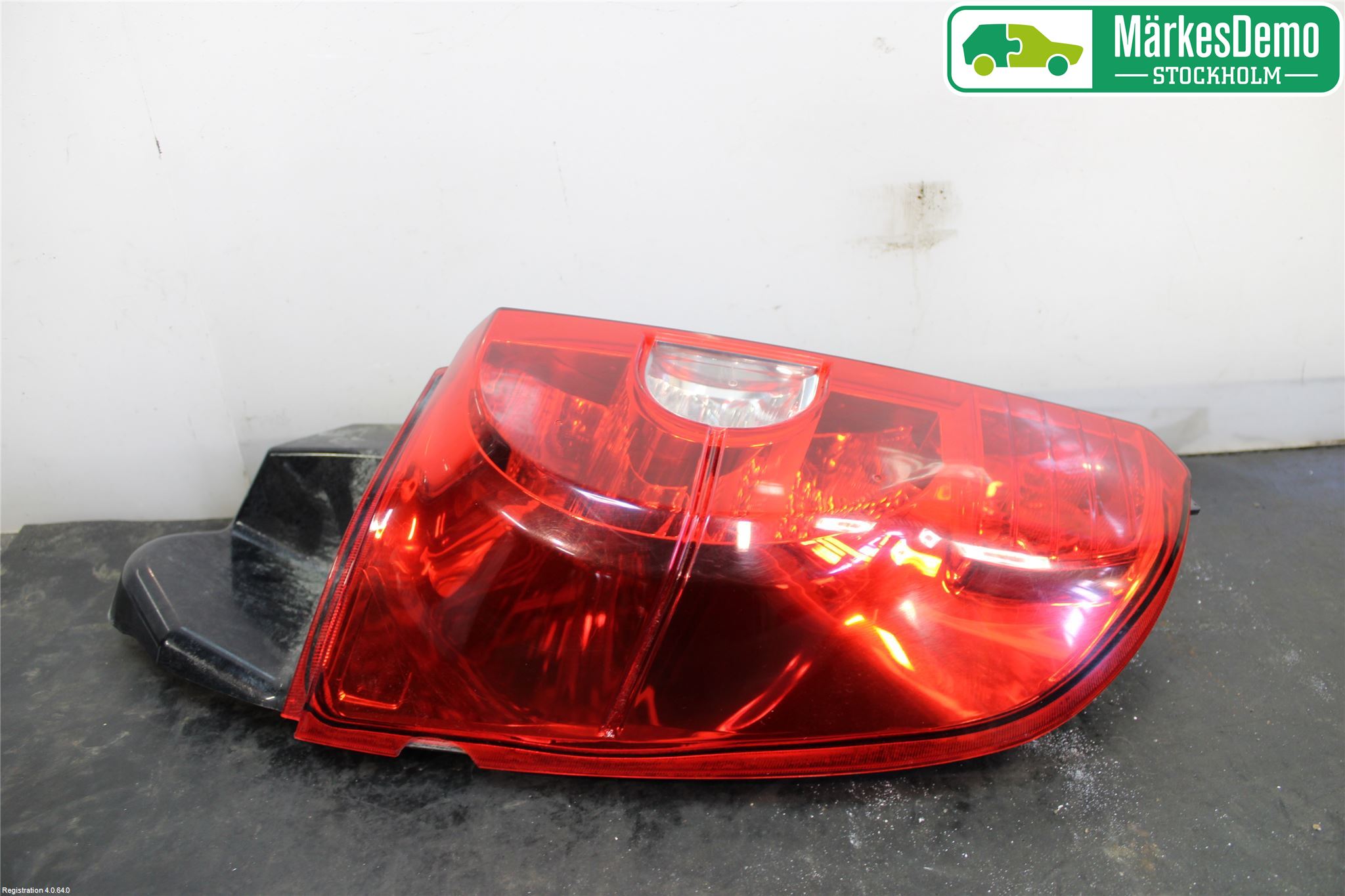 Mitsubishi COLT 09-13 Bakljus Vänster