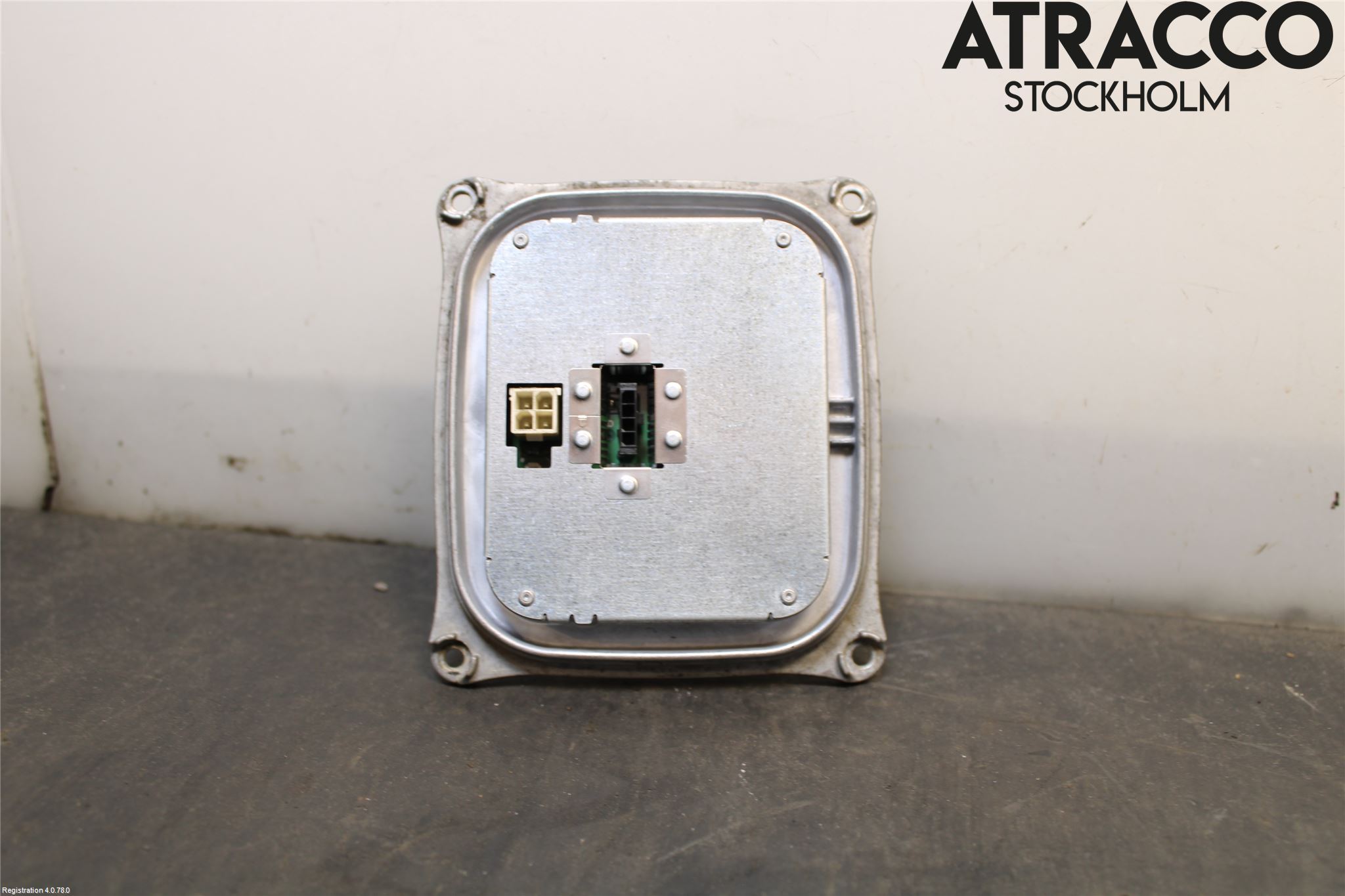 BMW X3 E83     03-10 Styrenhet Strålkastare