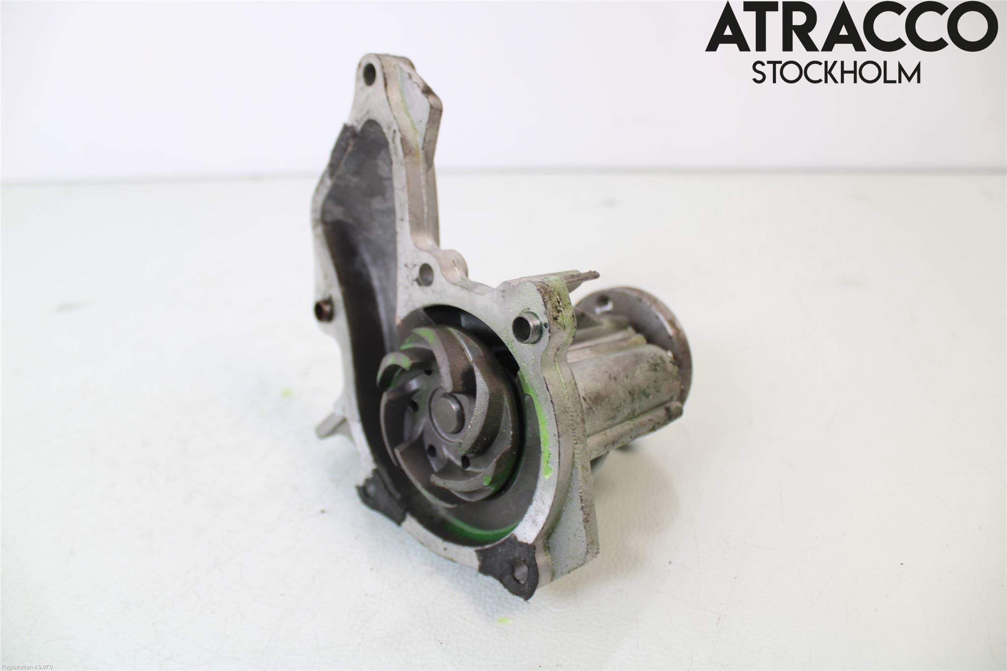 Ford FOCUS     04-07 Vattenpump