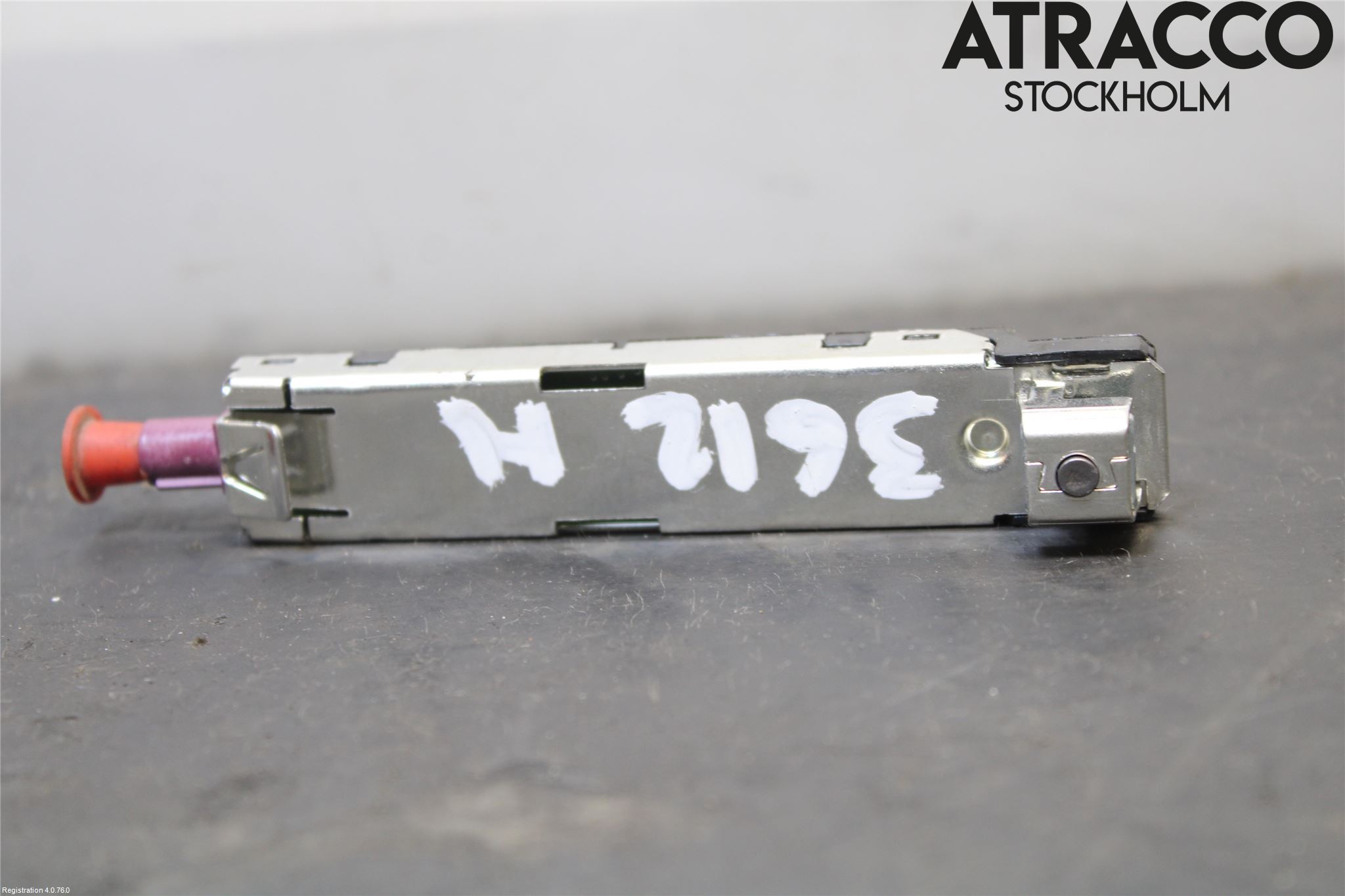 Volkswagen VW GOLF / E-GOLF VII 13-20 Antennförstärkare