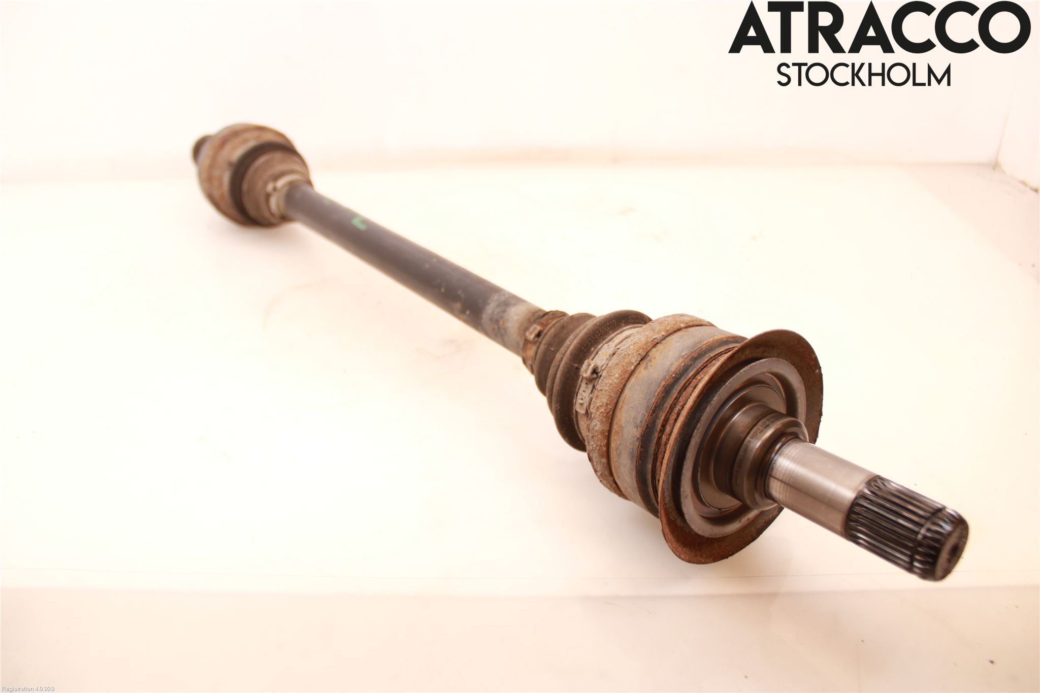 BMW 5 F10/F11/F18 09-17 Drivaxel Bak Vänster