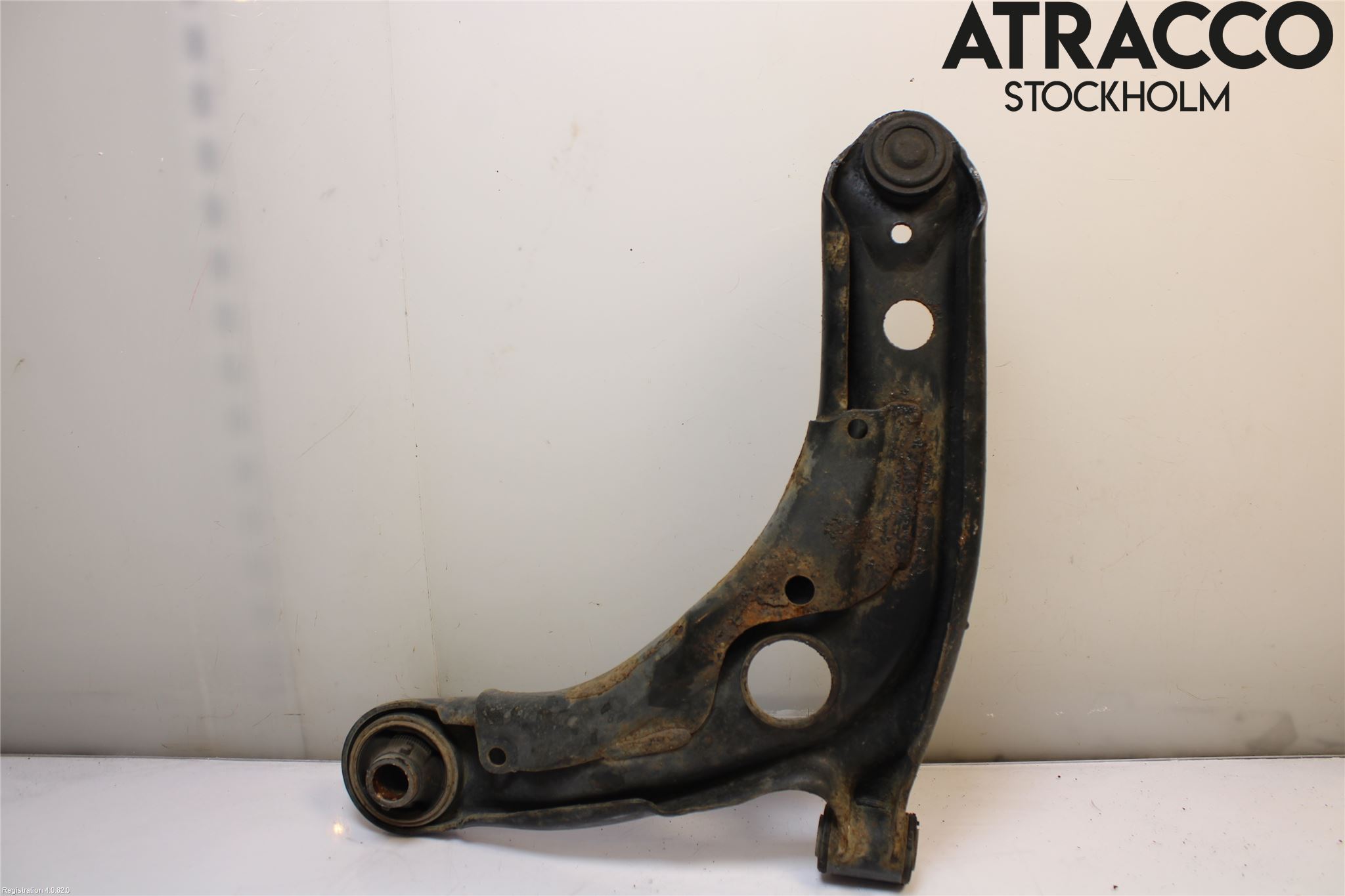 Toyota YARIS XP130 15-20 Bärarm Fram Undre Hö