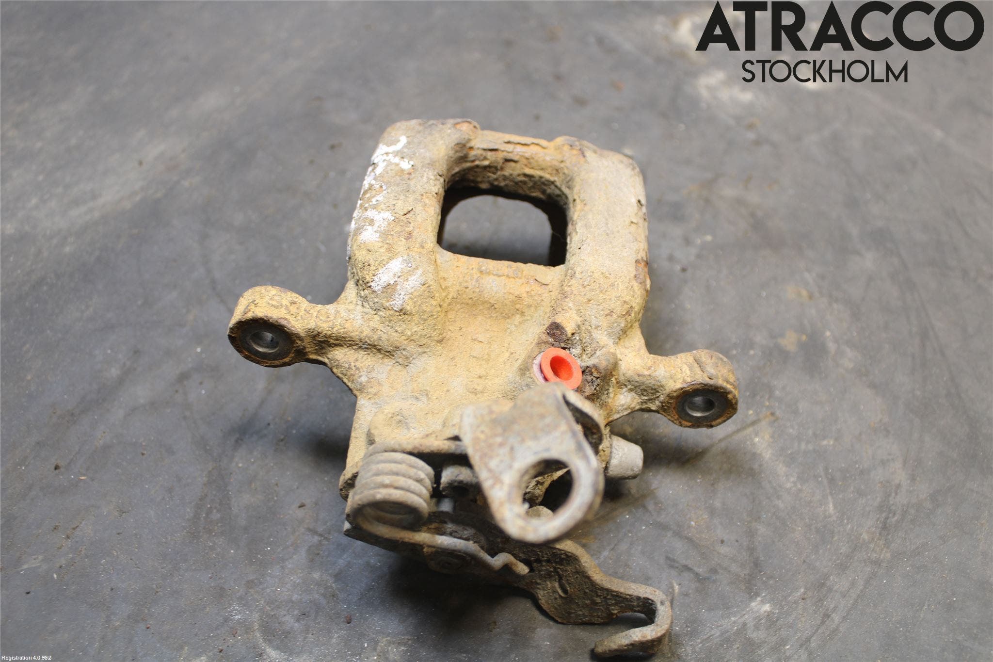 Skoda SUPERB 09-15 Bromsok Bak Höger