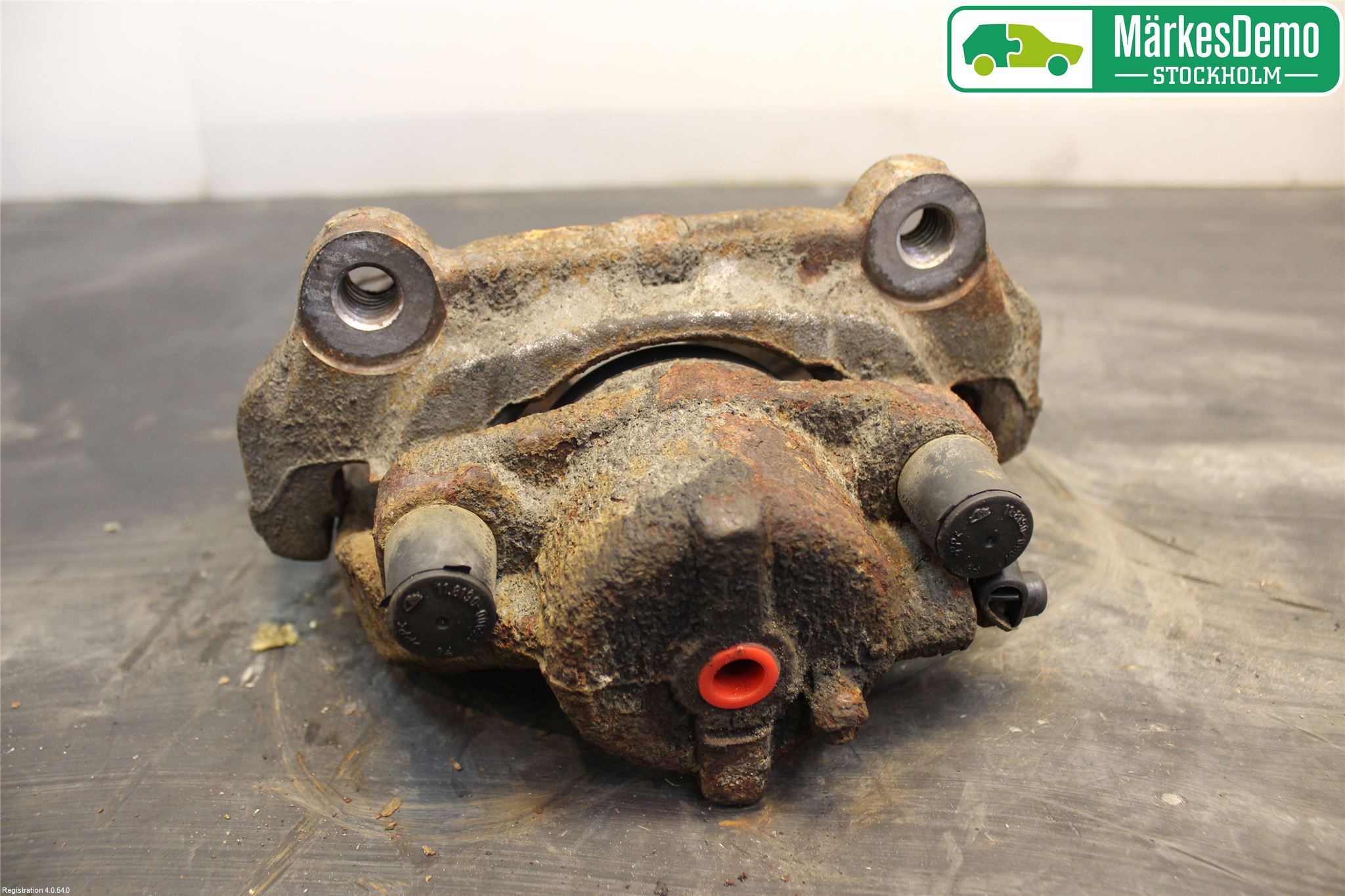 Saab 9-3 VER 2 Bromsok Fram Höger