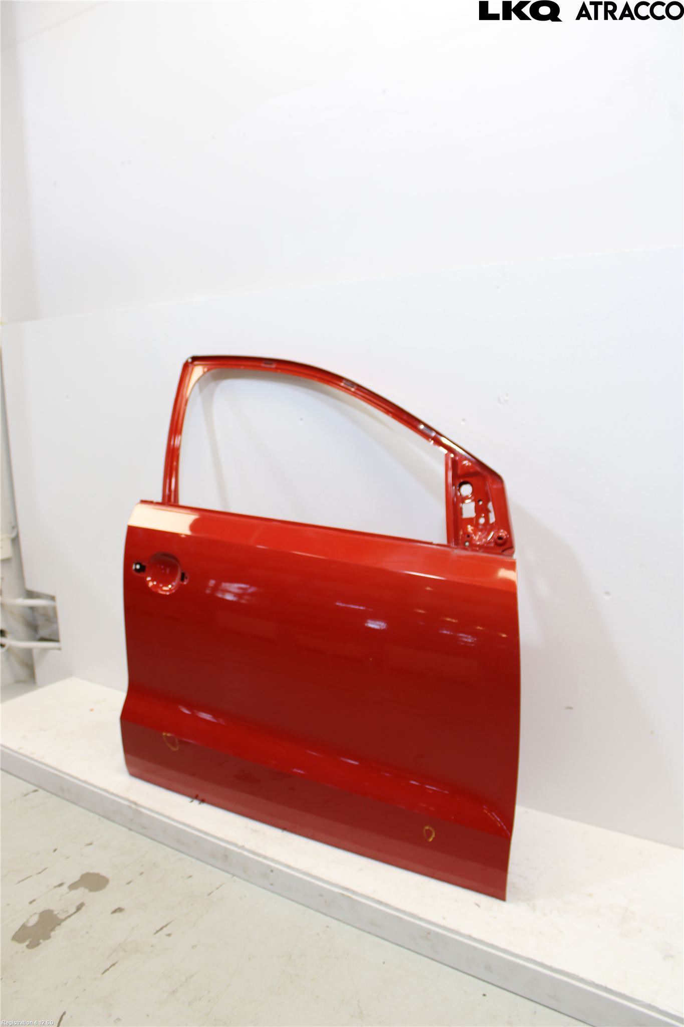 Volkswagen VW POLO 10-17 Dörr Fram Höger