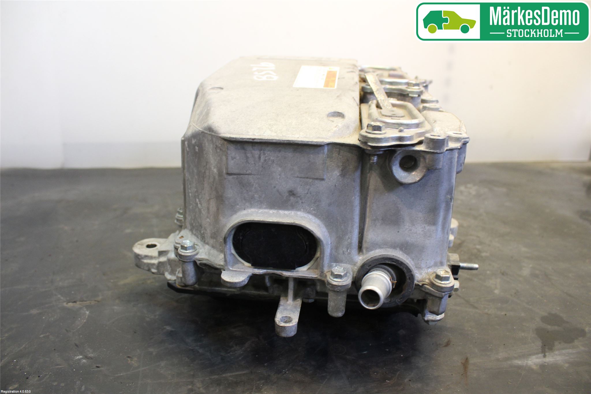 Toyota YARIS XP130 12-14 Hybridconverter