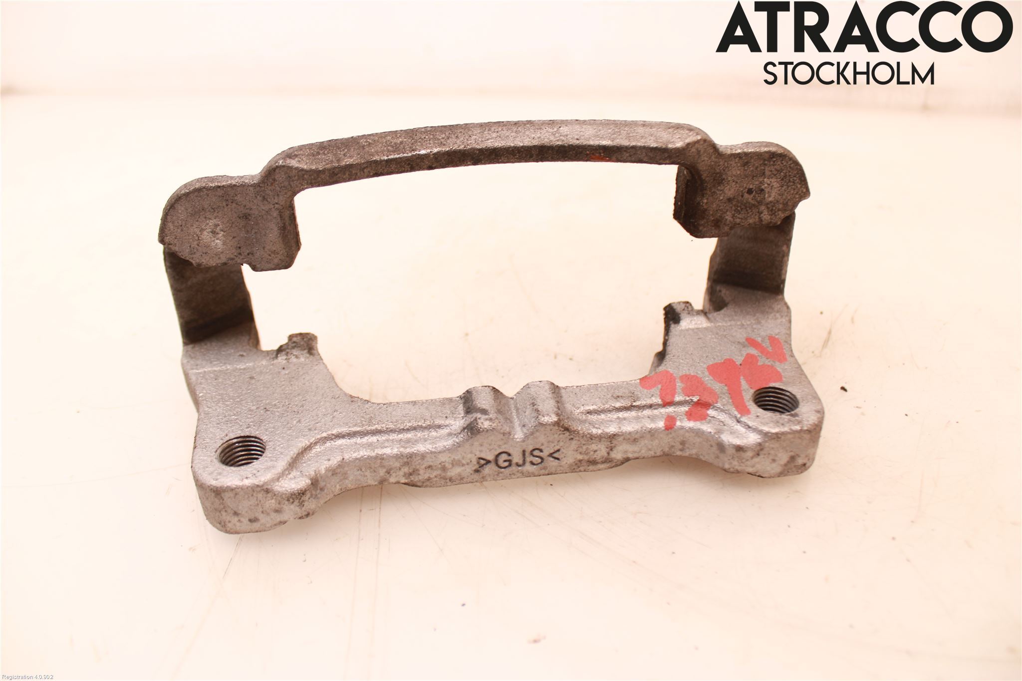 MG 4 23- Bromsokshållare