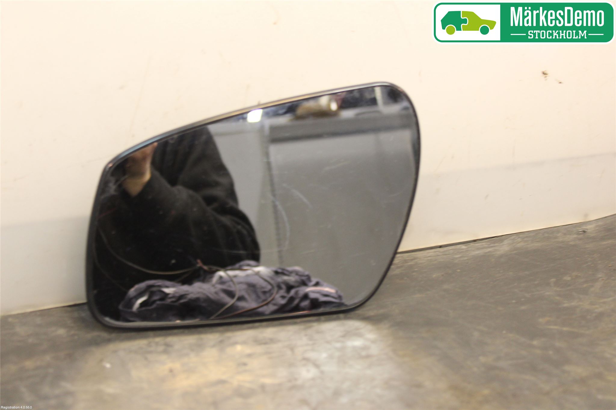 Ford FOCUS     04-07 Spegelglas Vä