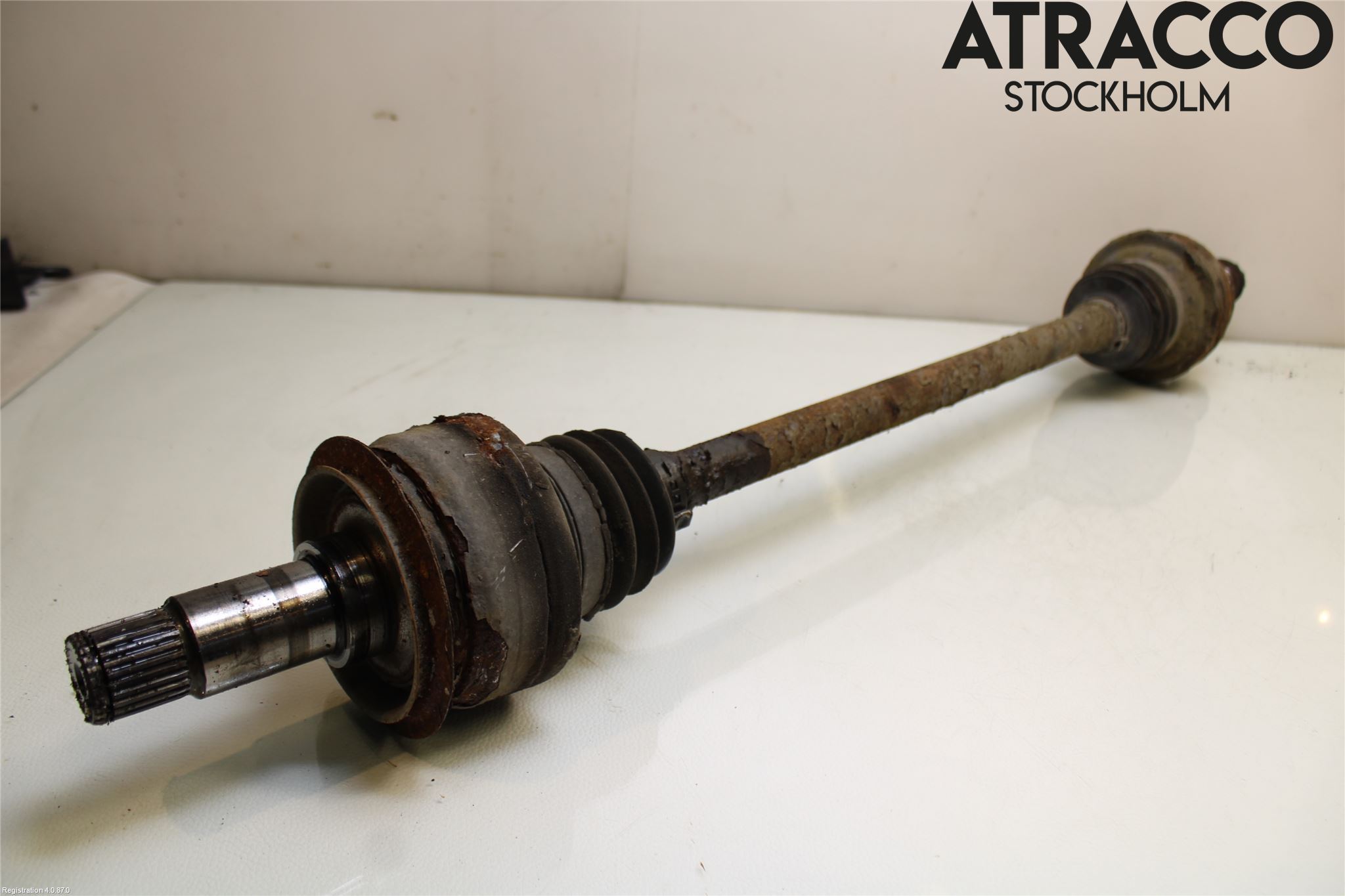 Mercedes-Benz MB E-KLASS (W212) 09-16 Drivaxel Bak Vänster