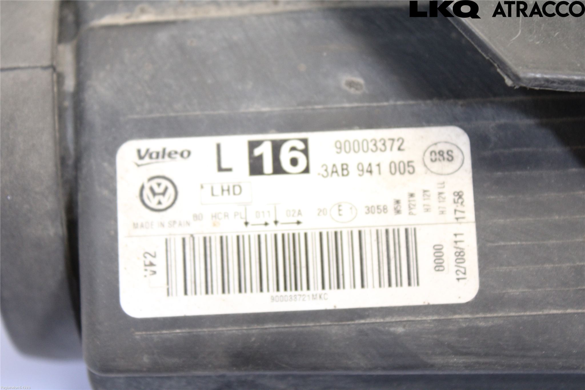 Volkswagen VW PASSAT 05-11 Strålkastare Vänster