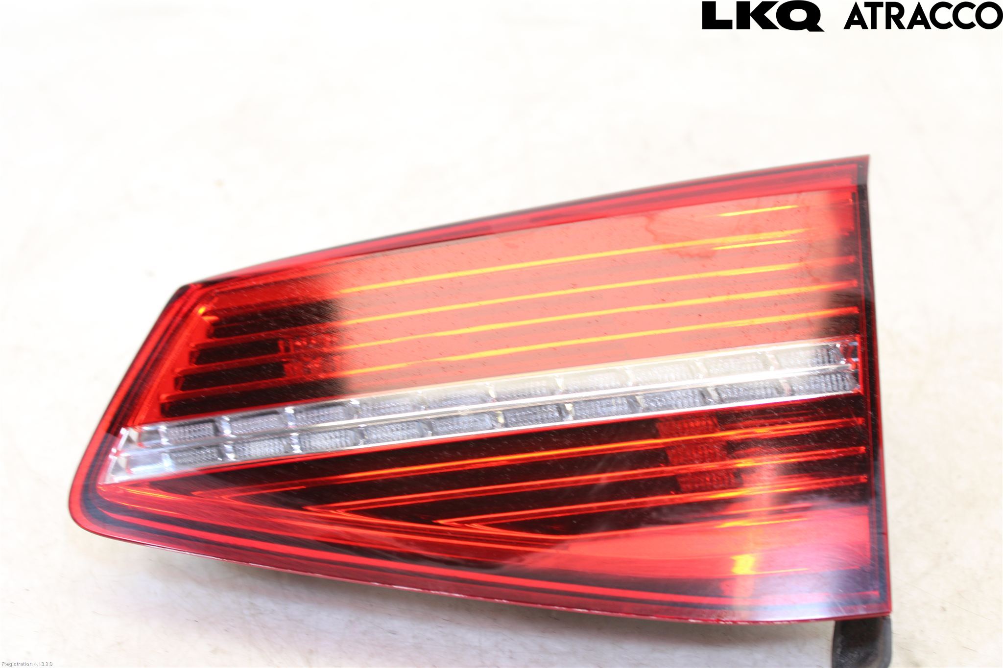 Volkswagen VW PASSAT 15-19 Bakljus Lucka Hö