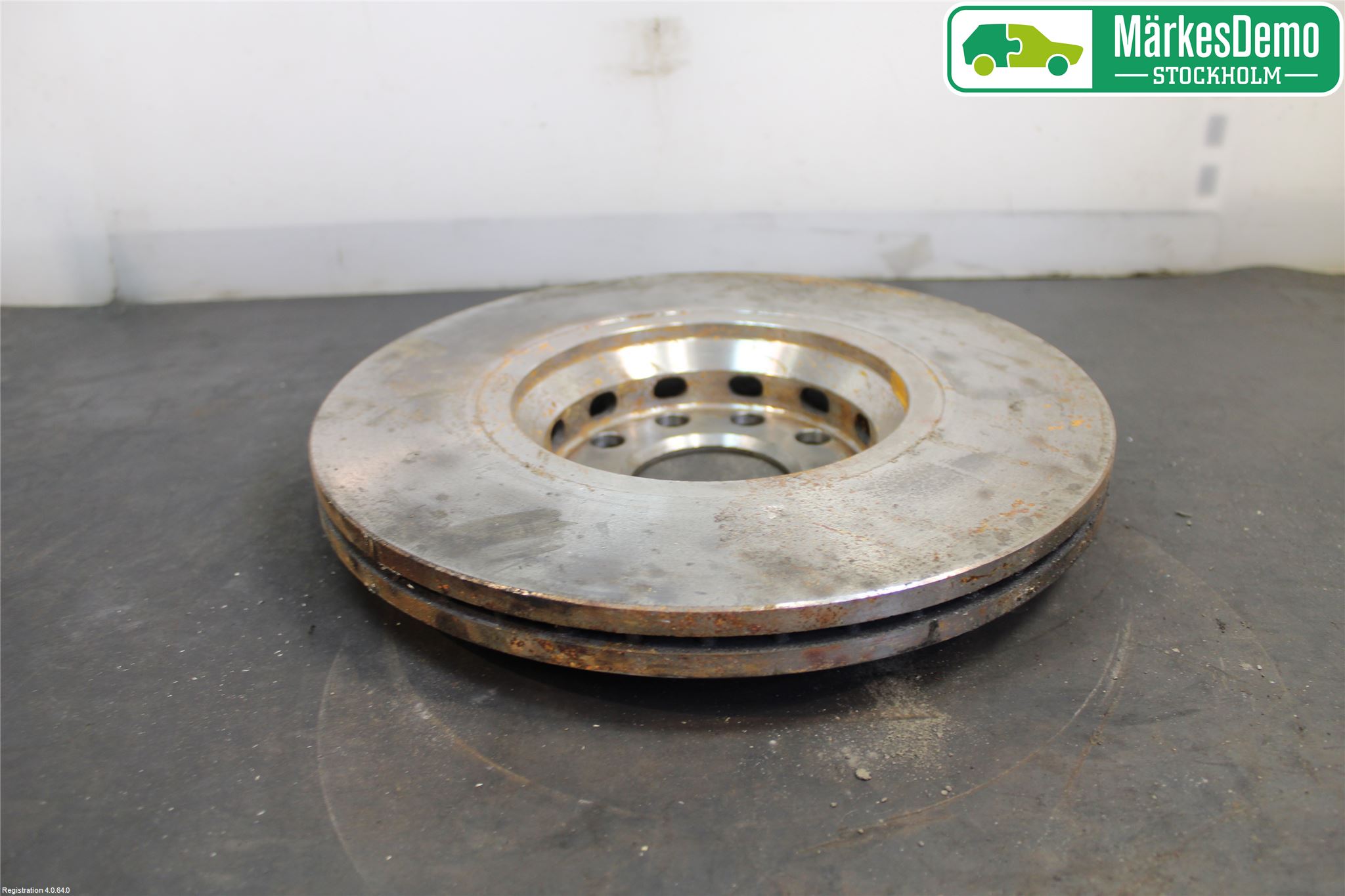 Volkswagen VW PASSAT 01-05 Bromsskiva Fram