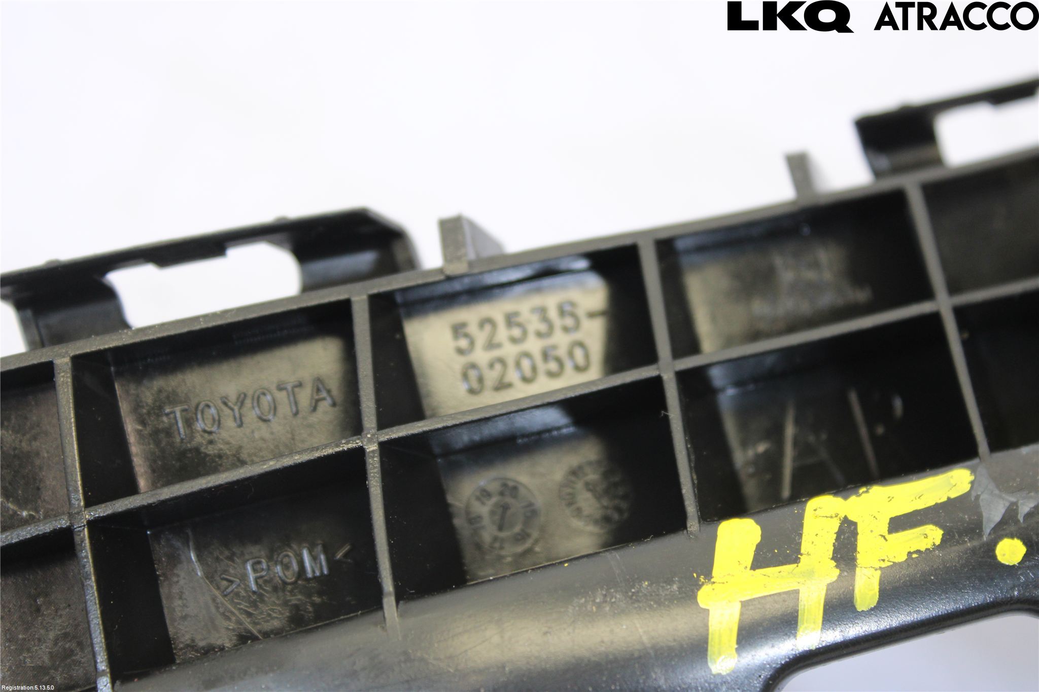 Toyota AURIS 13-19 Stötfångarfäste Fram Hö