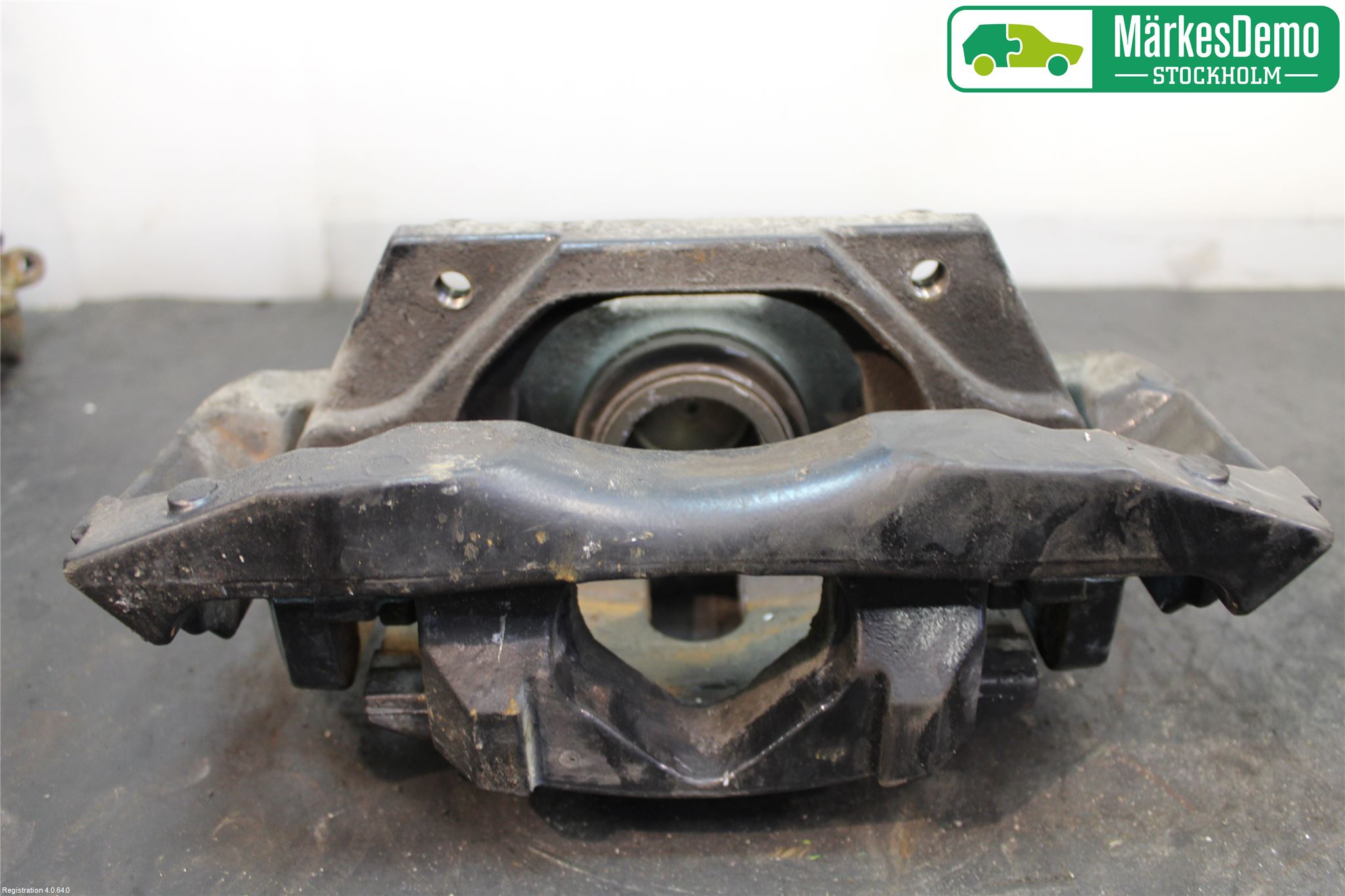BMW 6 F12/F13 10-18 Bromsok Fram Vänster