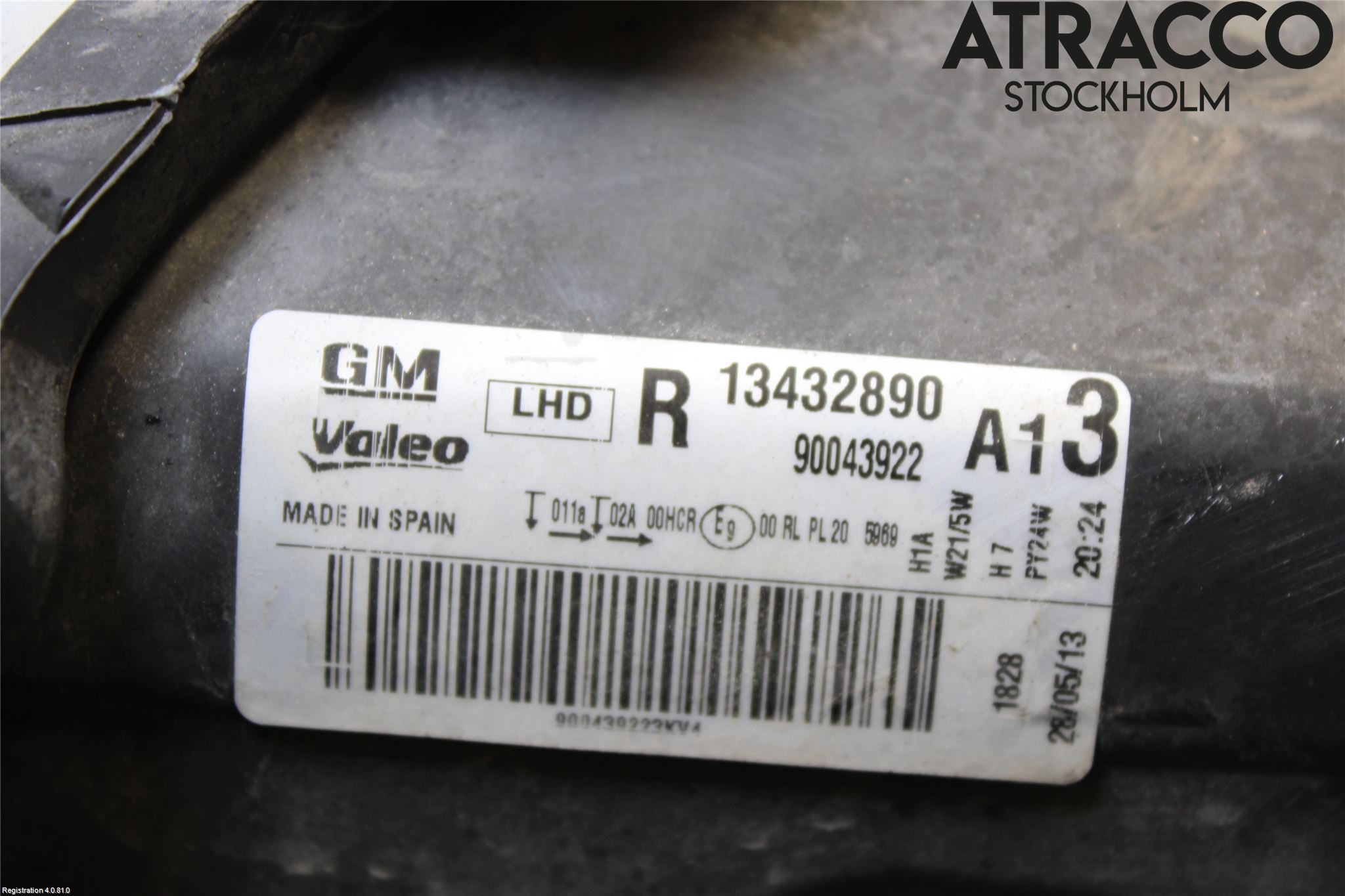 Opel CORSA D 07-14 Strålkastare Höger