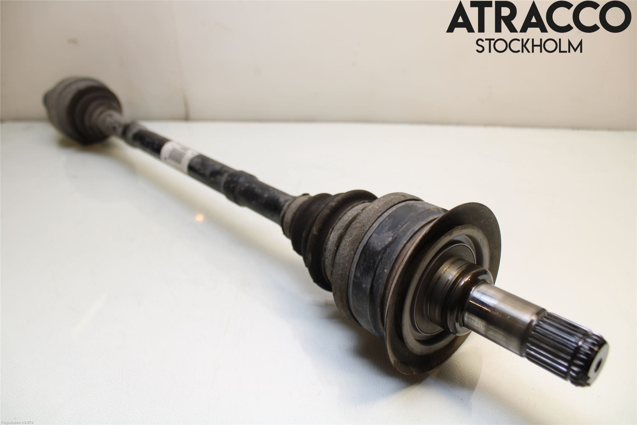 BMW X4 F26 14-18 Drivaxel Bak Höger