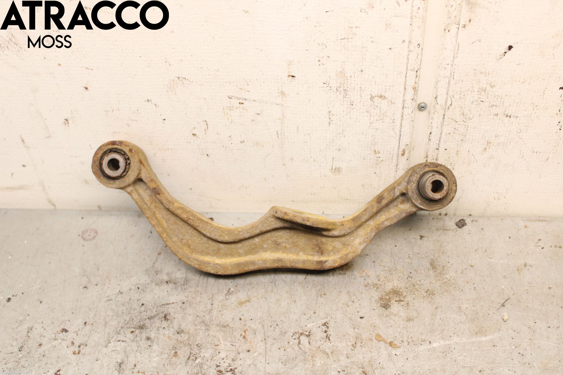 Subaru LEGACY    07-09 Bärarm Bak Övre Höger