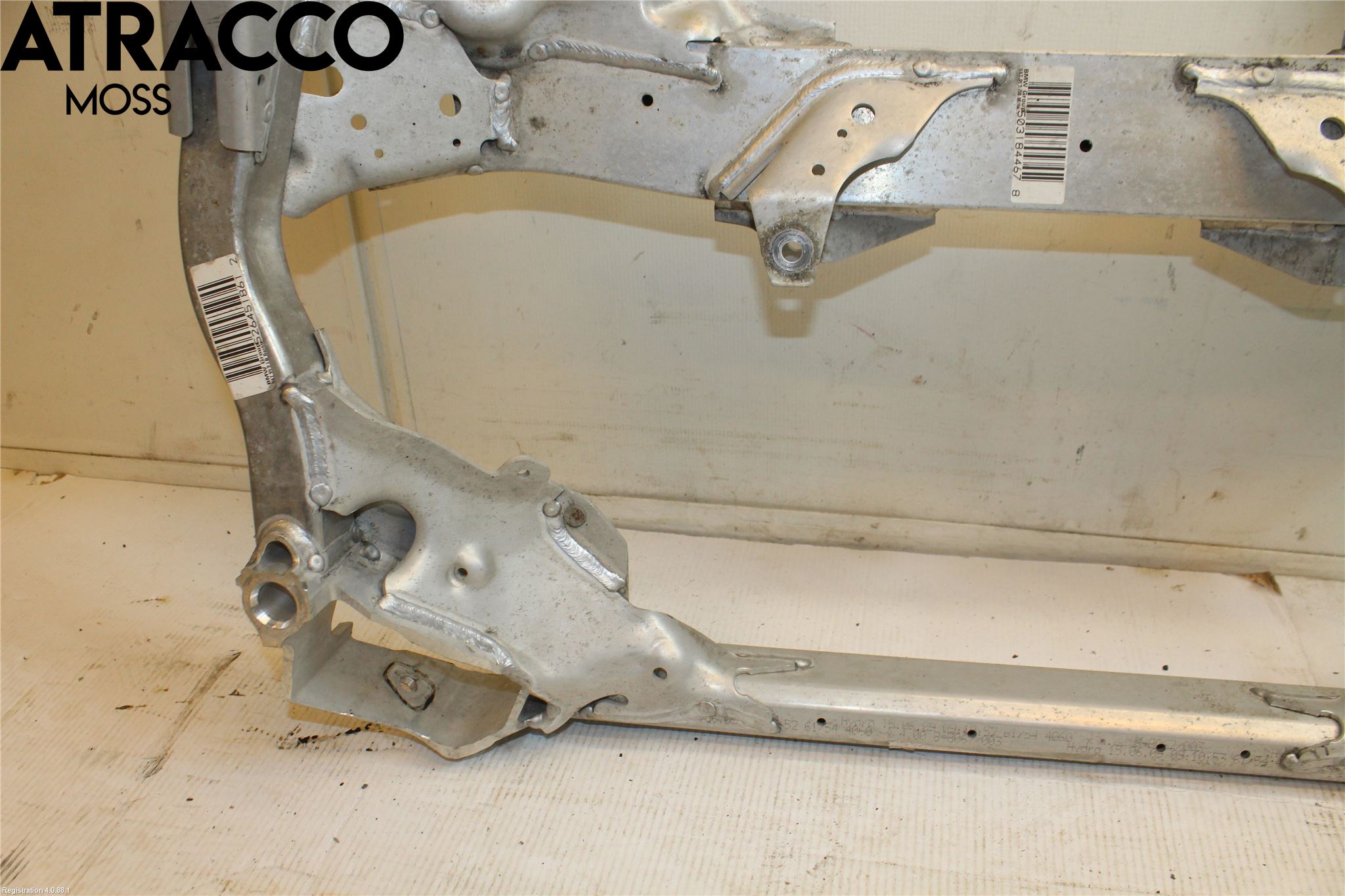 BMW 3 E90/91 SED/TOU 05-12 Framvagn Fäste-Kudde