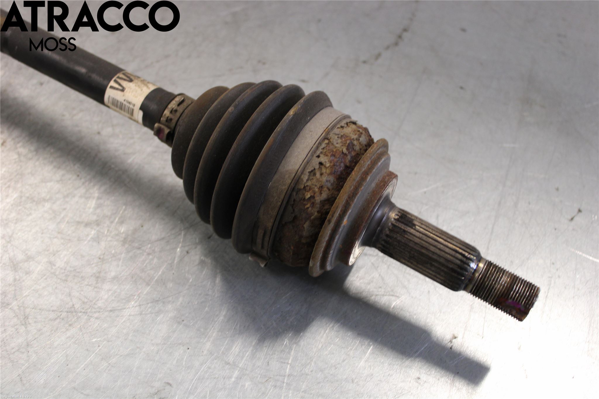 Toyota YARIS XP130 15-20 Drivaxel Fram Höger