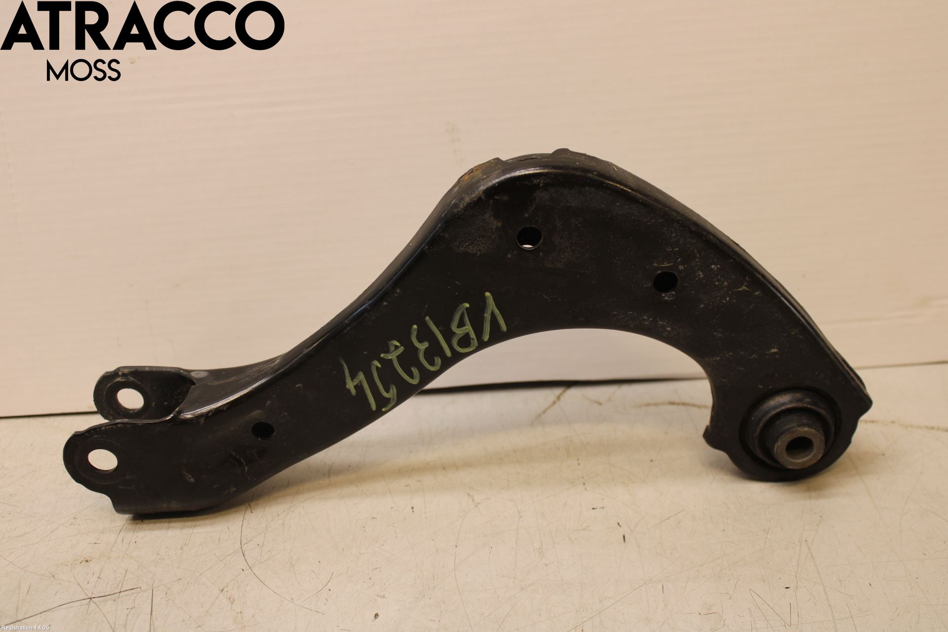 Toyota C-HR 16-23 Bärarm Bak Höger