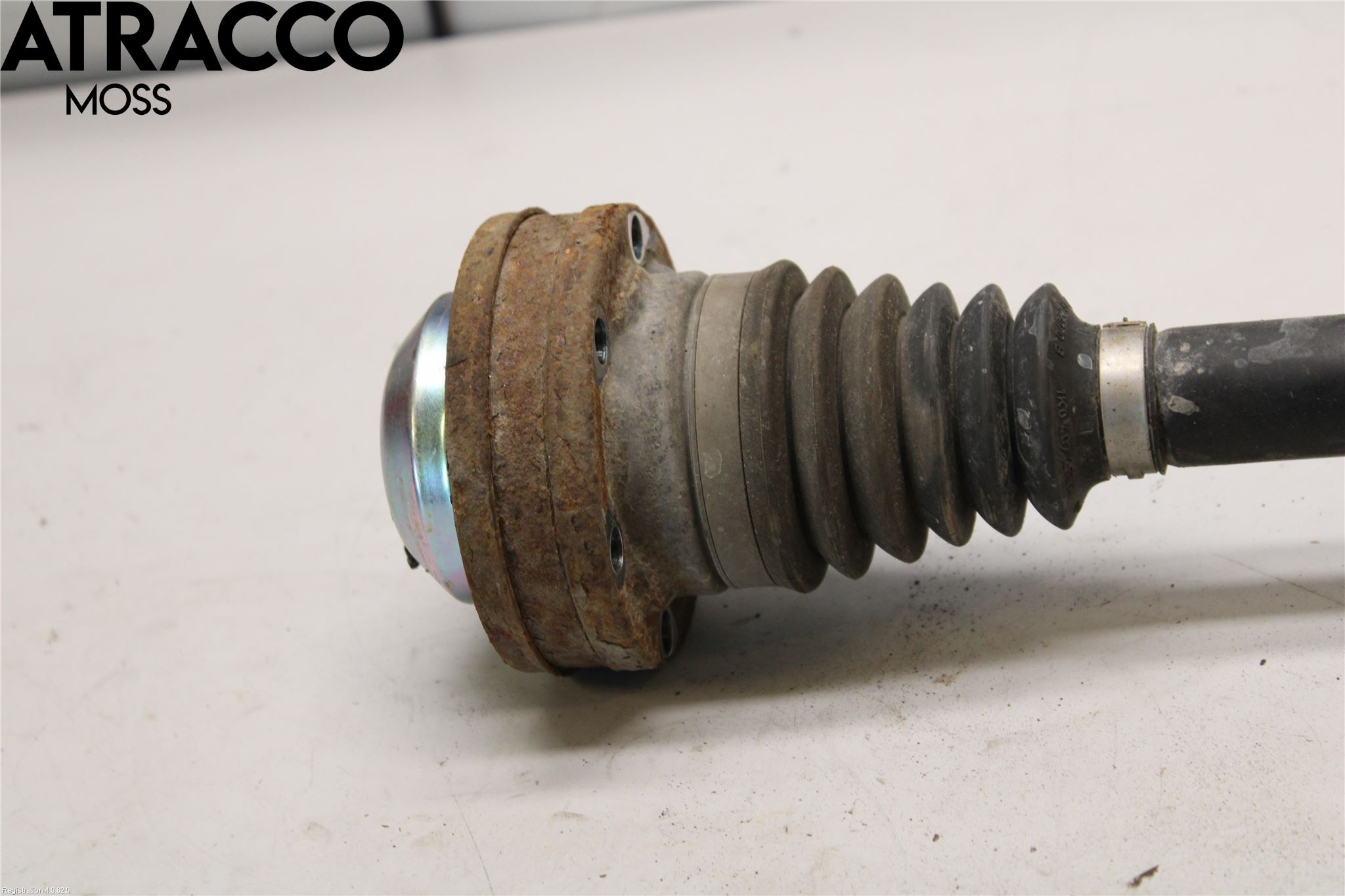 Audi Q5 09-16 Drivaxel Bak Vänster