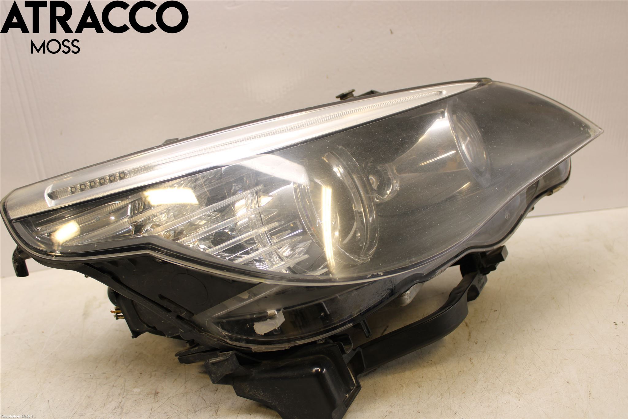 BMW 5 E60/61 Sed/Tou 02-10 Strålkastare Höger