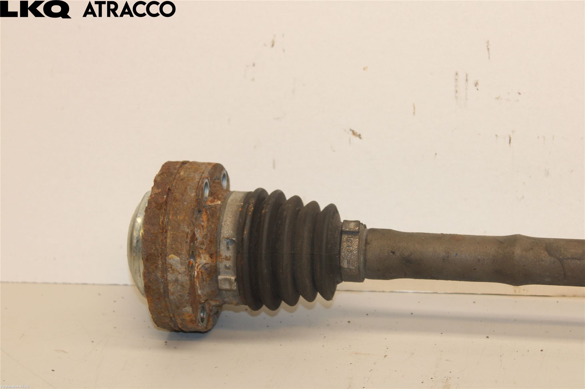 Volkswagen VW TRANSP/CARAVELLE (T5) 04-15 Drivaxel Bak Vänster
