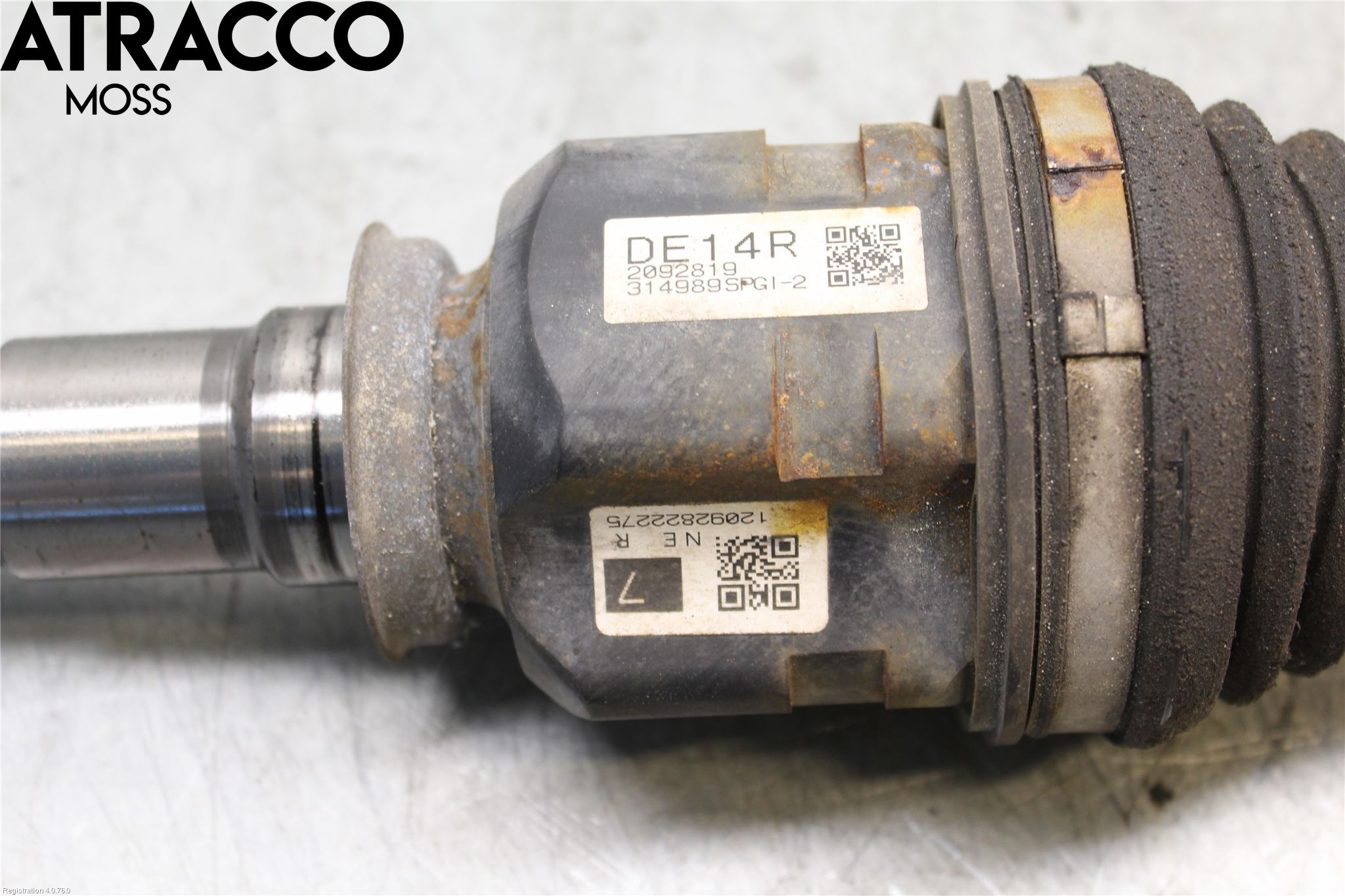 Toyota PRIUS+ ZVW40 12-20 Drivaxel Fram Höger