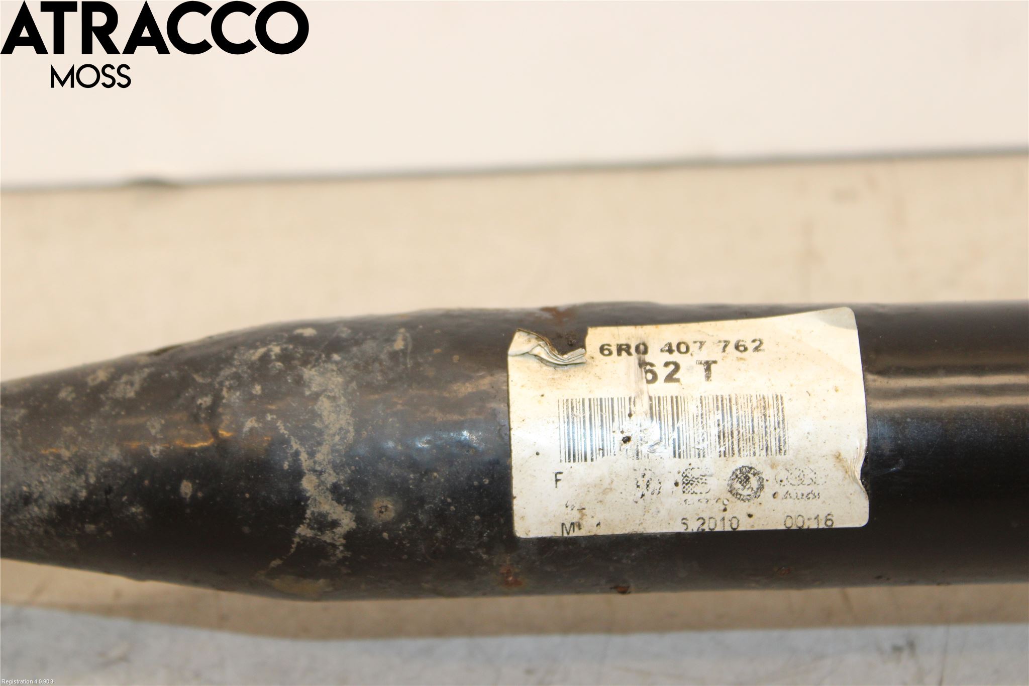 Volkswagen VW POLO 10-17 Drivaxel Fram Höger