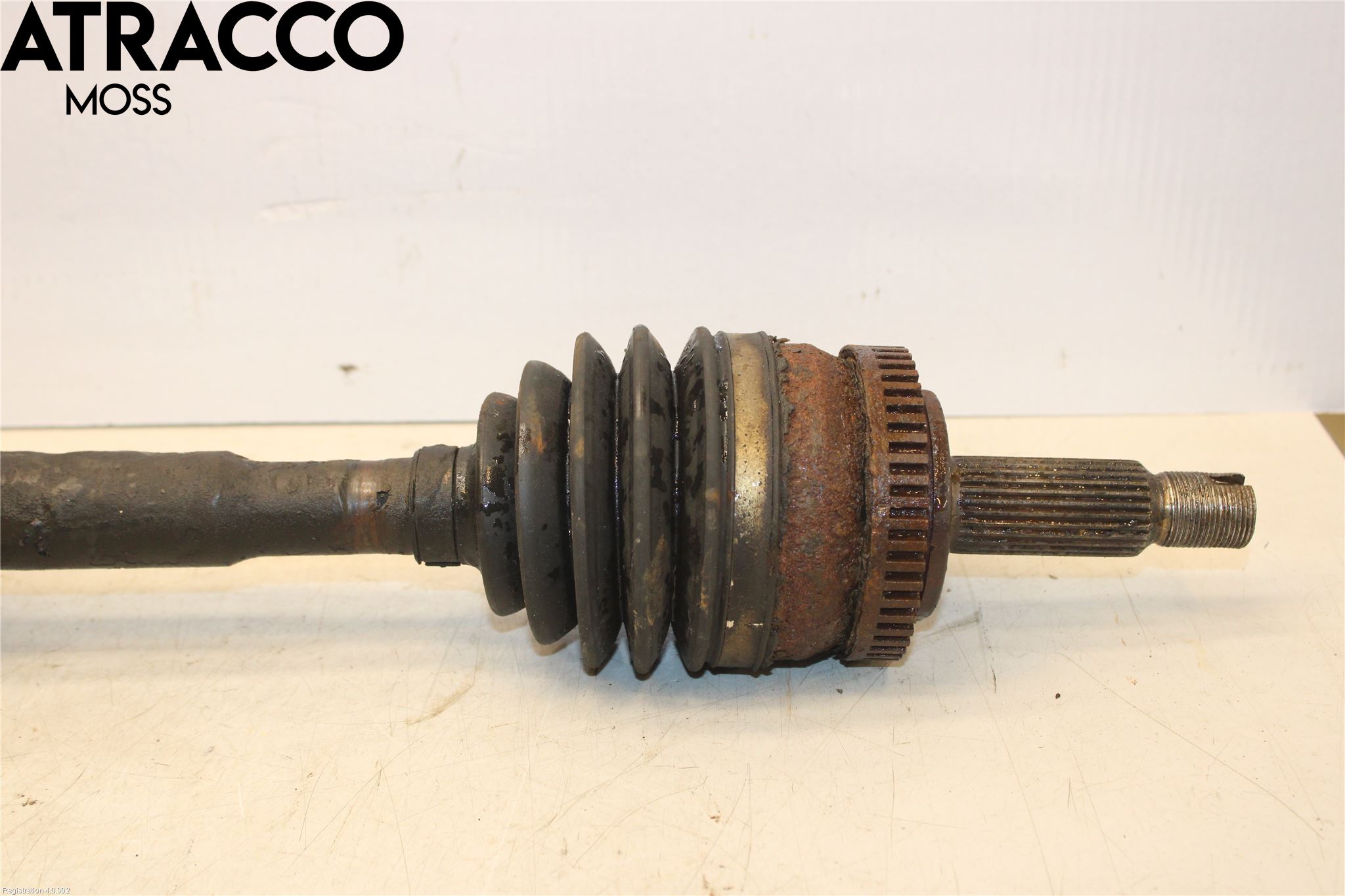 Hyundai i40 08-15 Drivaxel Fram Höger