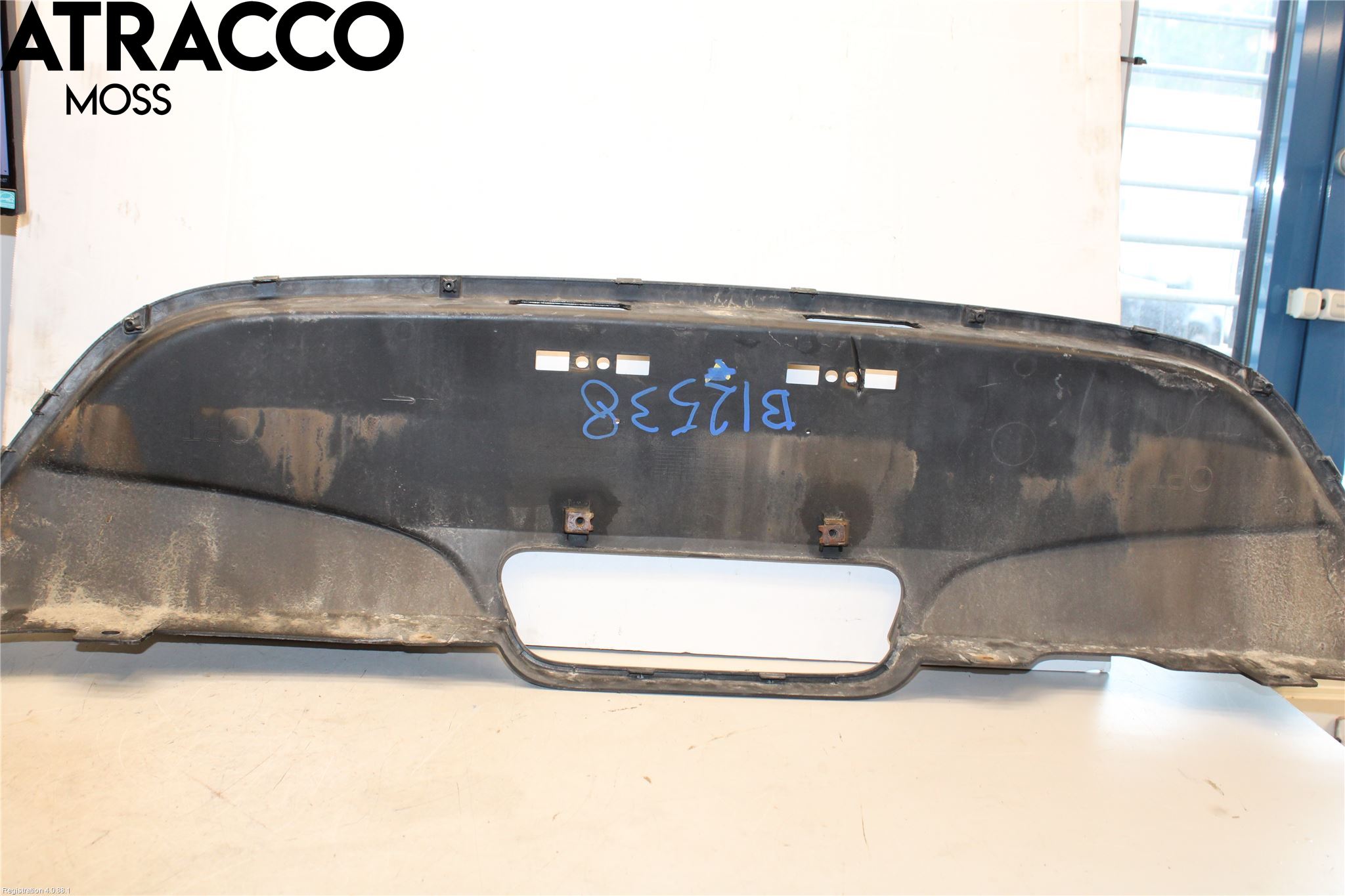 Hyundai VELOSTER 12-17 Stötfångardel Bak Mitt