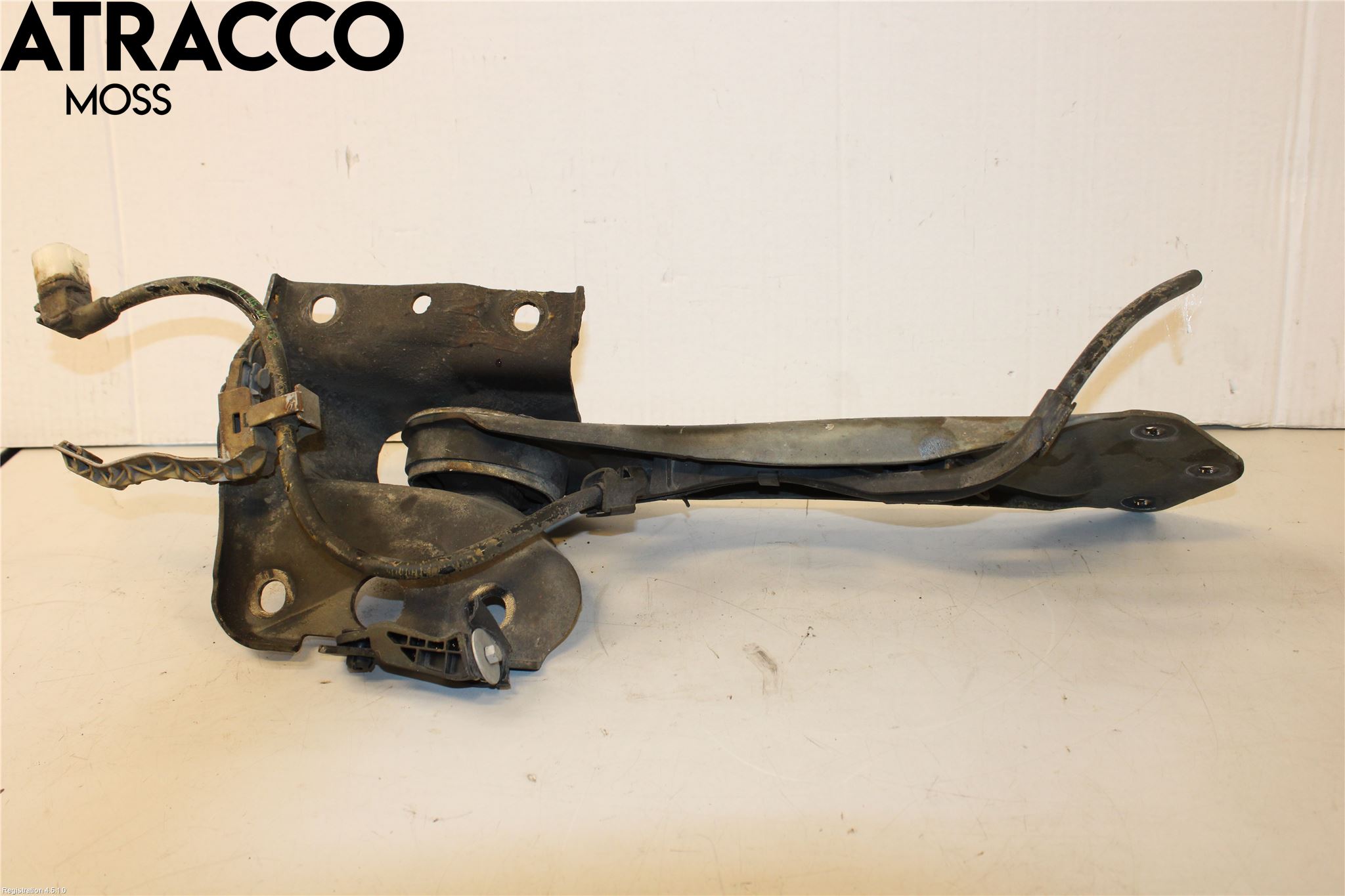 Mercedes-Benz MB A-KLASS (W177) 18- Bärarm Bak Vänster