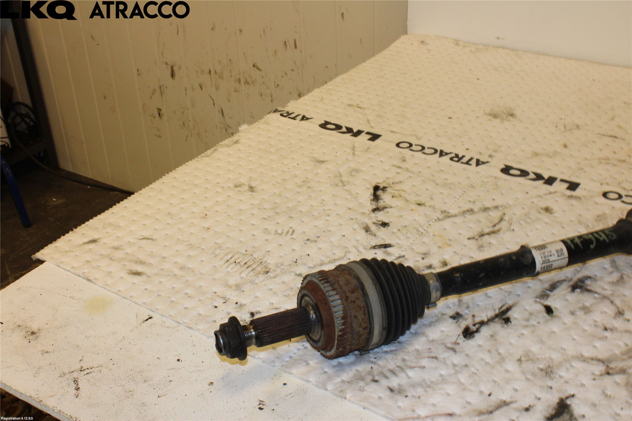 Kia SPORTAGE (SL) 11-15 Drivaxel Fram Höger